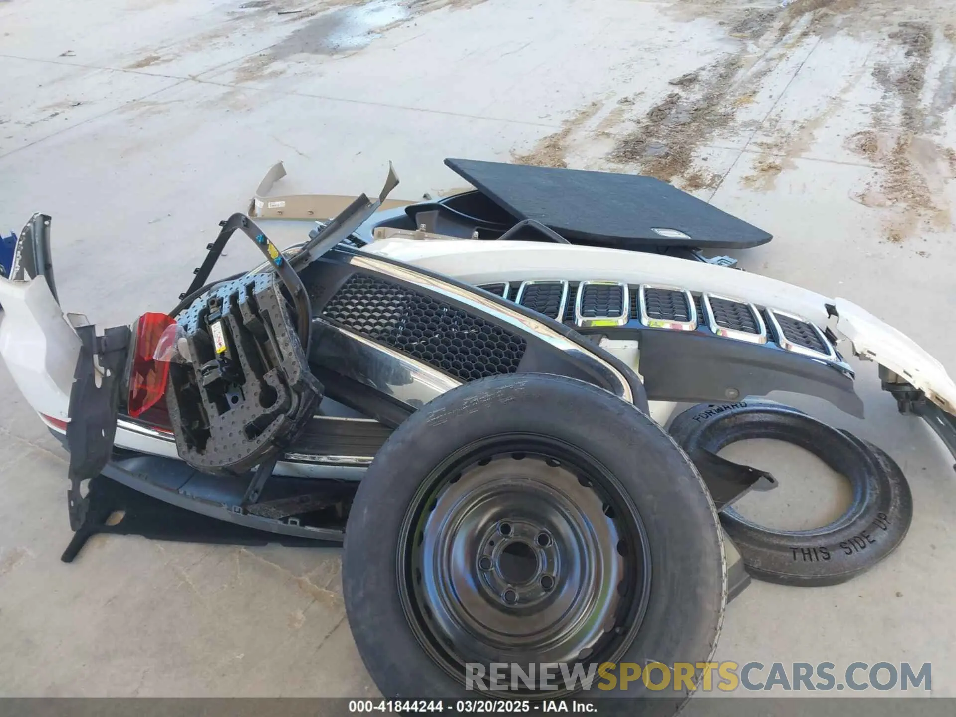 12 fotografías del automóvil dañado 1C4RJEBG1KC675367 JEEP GRAND CHEROKEE 2019