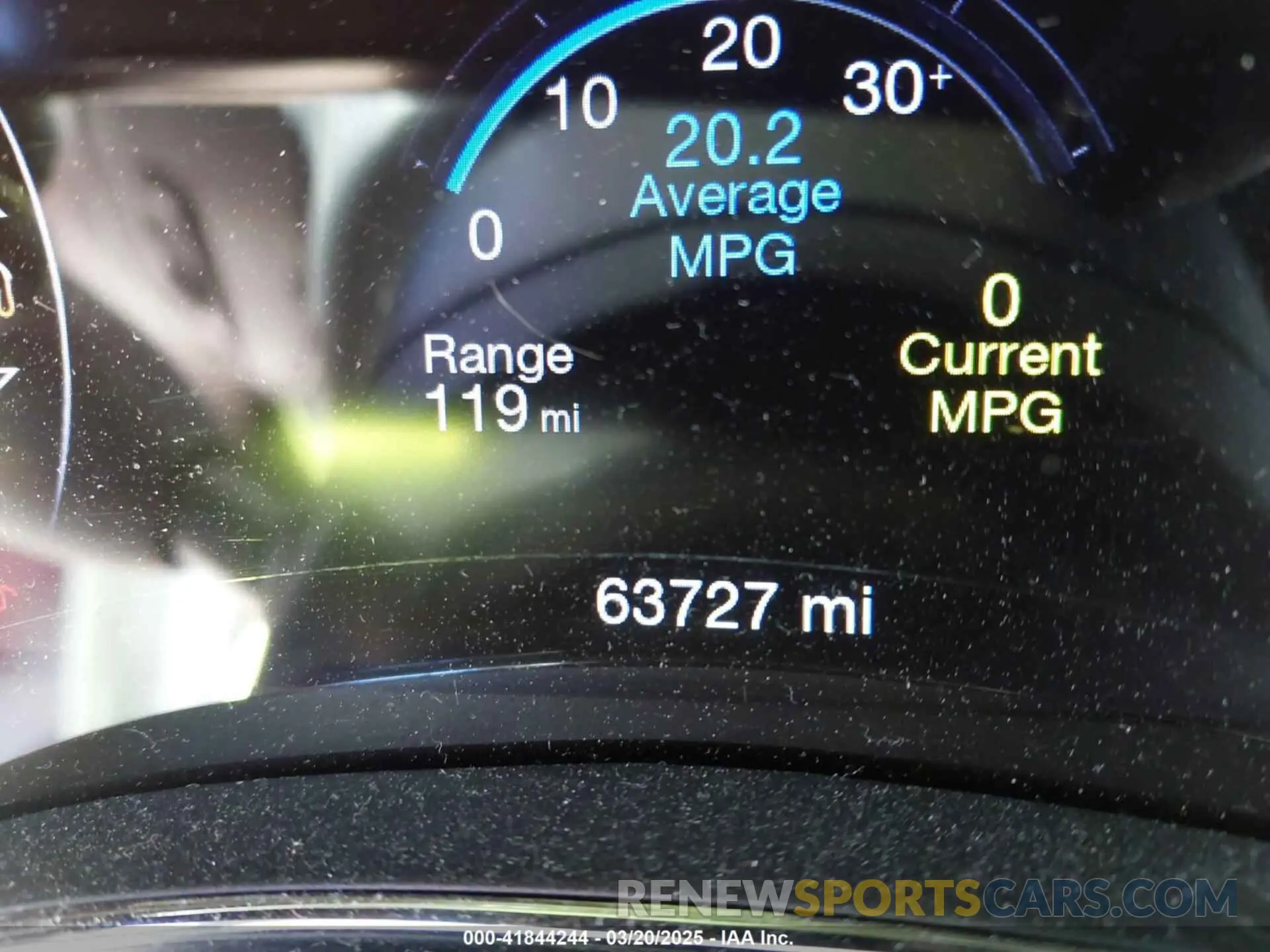 16 fotografías del automóvil dañado 1C4RJEBG1KC675367 JEEP GRAND CHEROKEE 2019