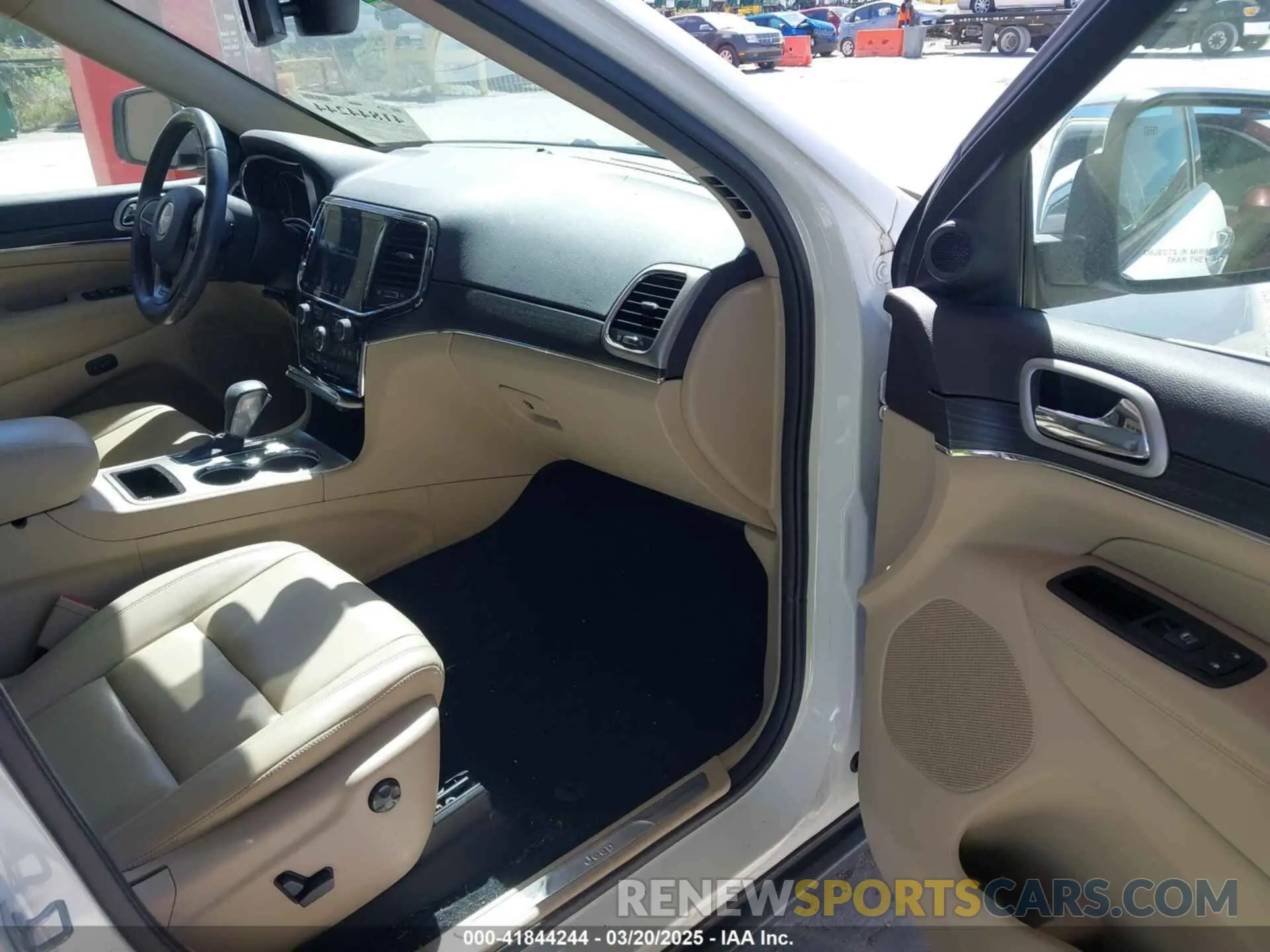 5 fotografías del automóvil dañado 1C4RJEBG1KC675367 JEEP GRAND CHEROKEE 2019