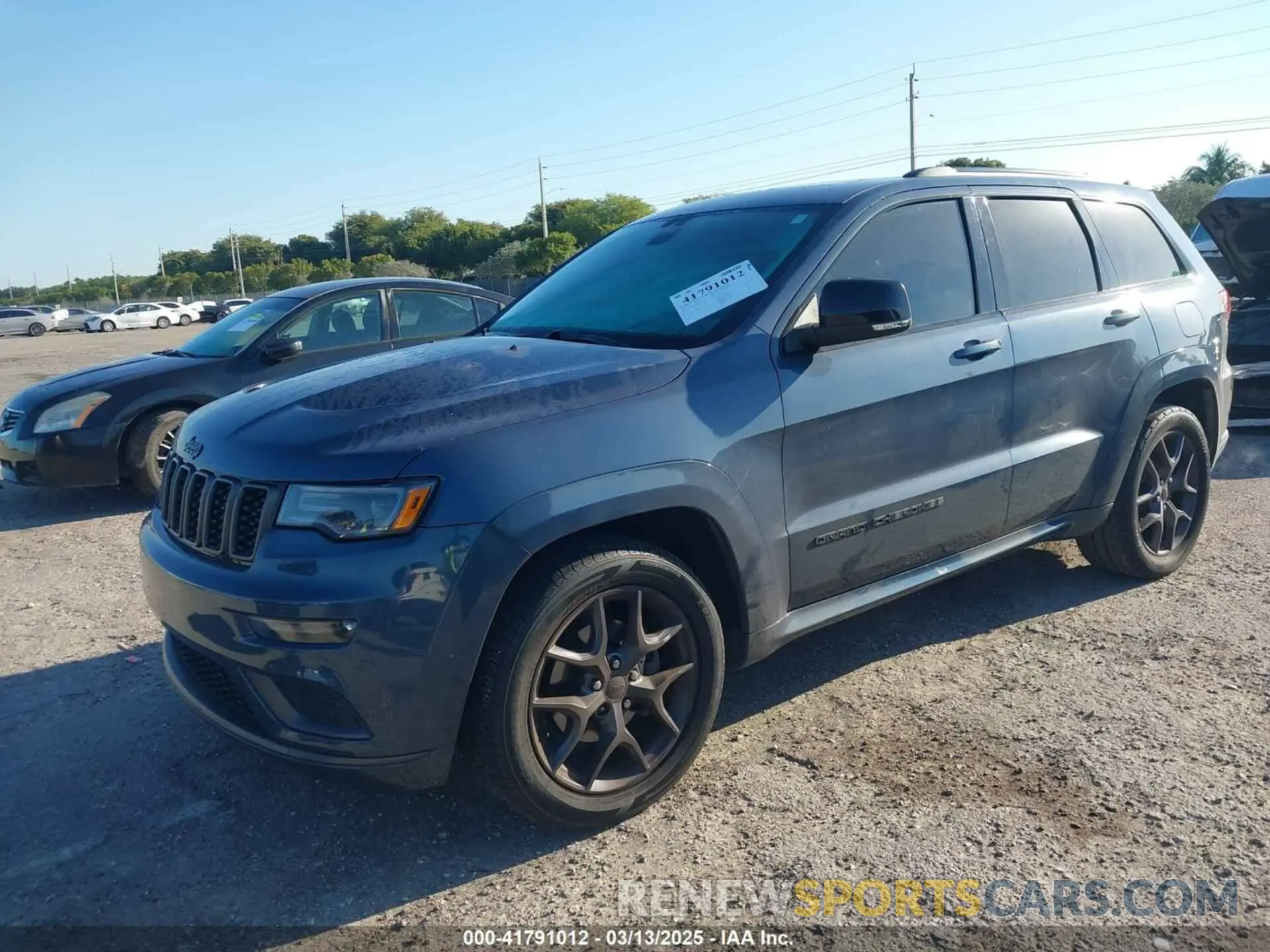 2 fotografías del automóvil dañado 1C4RJEBG1KC811027 JEEP GRAND CHEROKEE 2019