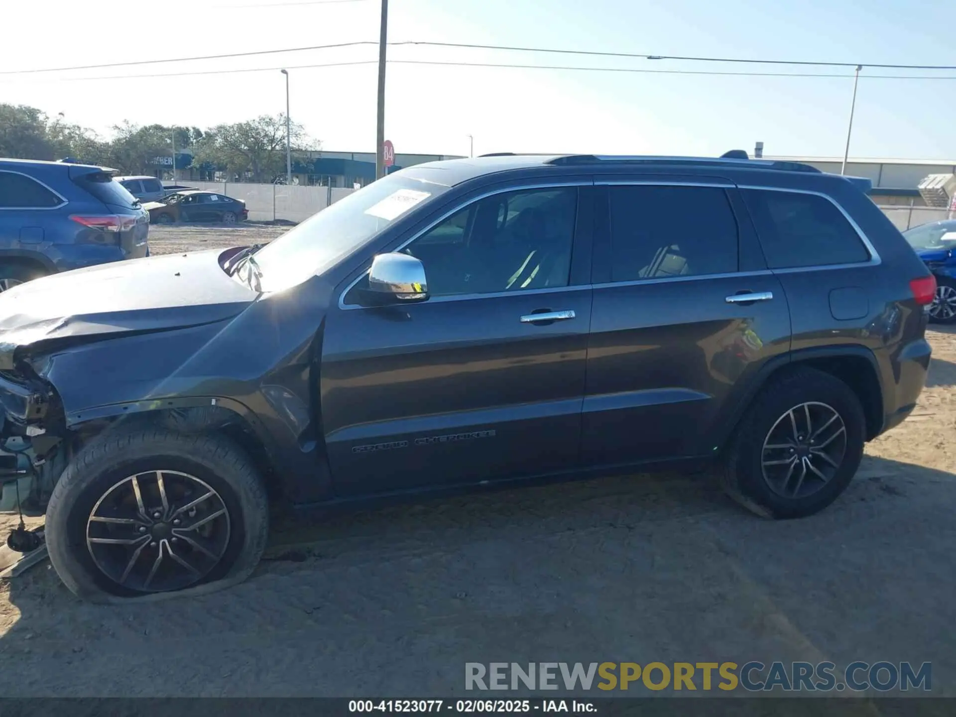15 fotografías del automóvil dañado 1C4RJEBG4KC698111 JEEP GRAND CHEROKEE 2019