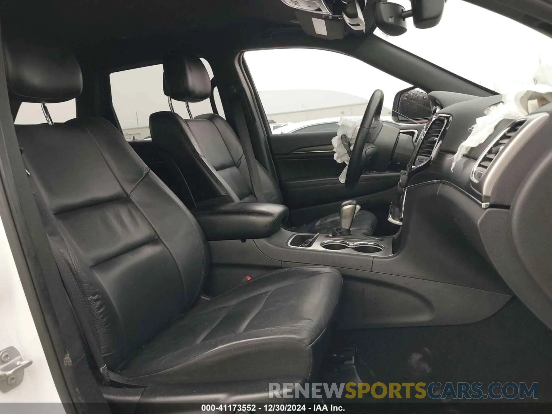 5 fotografías del automóvil dañado 1C4RJEBG6KC690284 JEEP GRAND CHEROKEE 2019