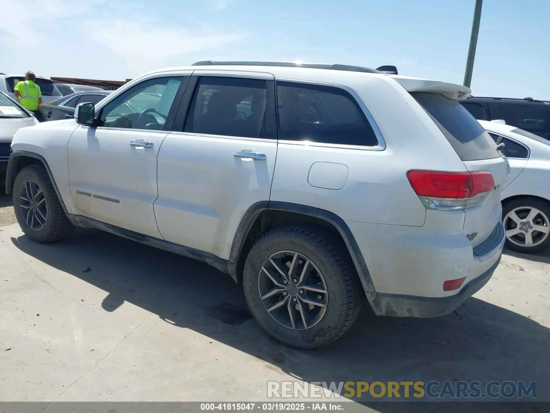 15 fotografías del automóvil dañado 1C4RJEBG7KC680587 JEEP GRAND CHEROKEE 2019