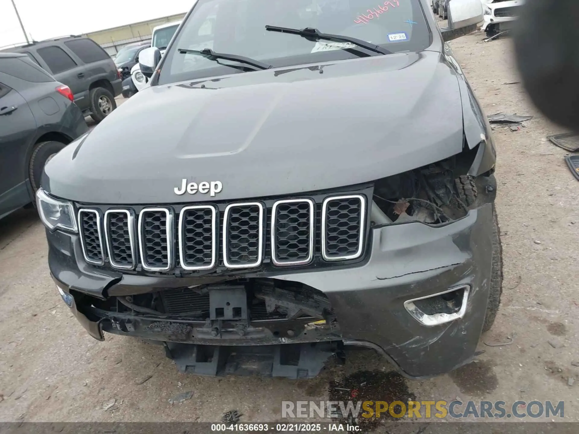 12 fotografías del automóvil dañado 1C4RJEBG8KC658775 JEEP GRAND CHEROKEE 2019