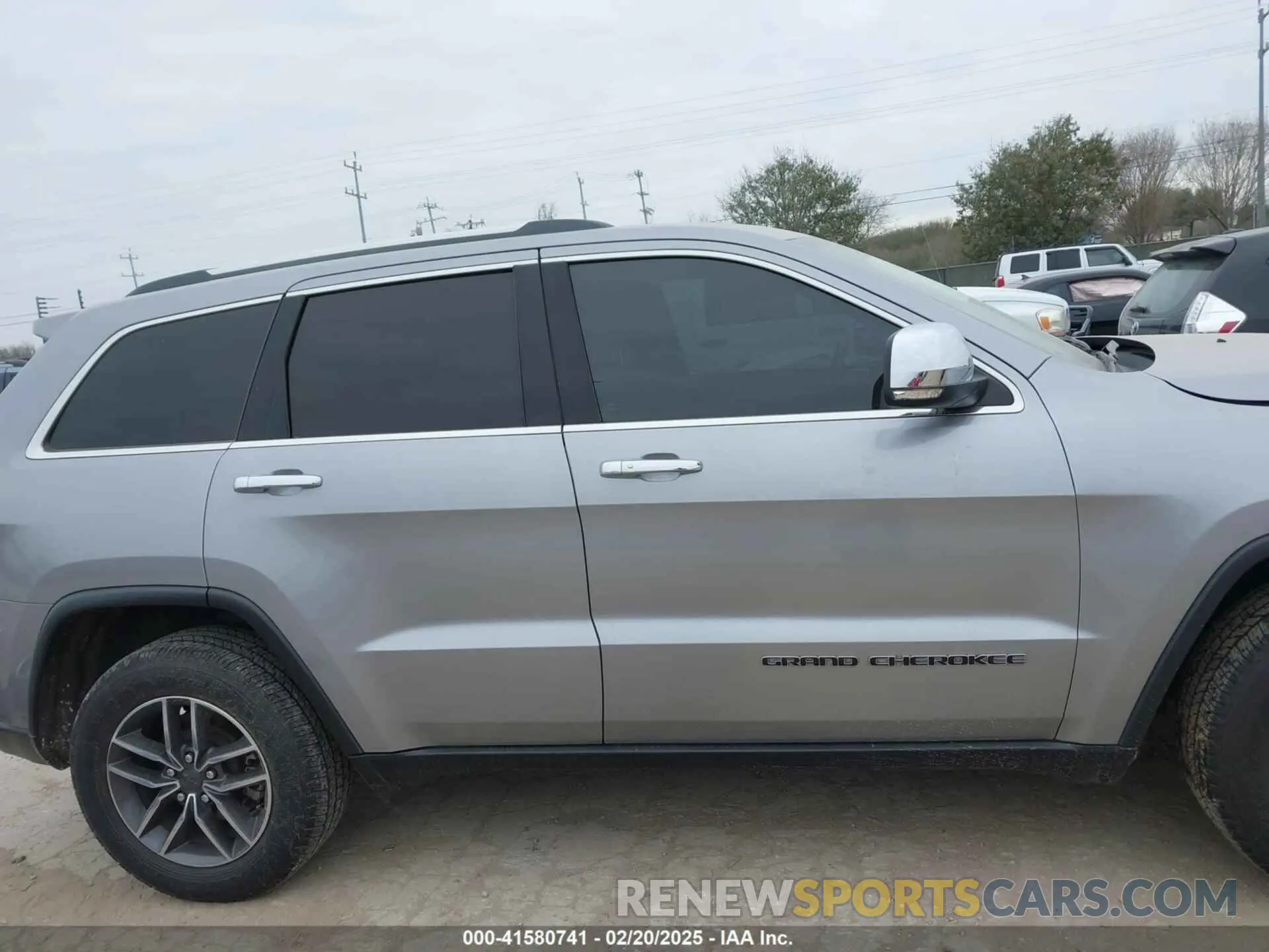 14 fotografías del automóvil dañado 1C4RJEBG8KC752297 JEEP GRAND CHEROKEE 2019
