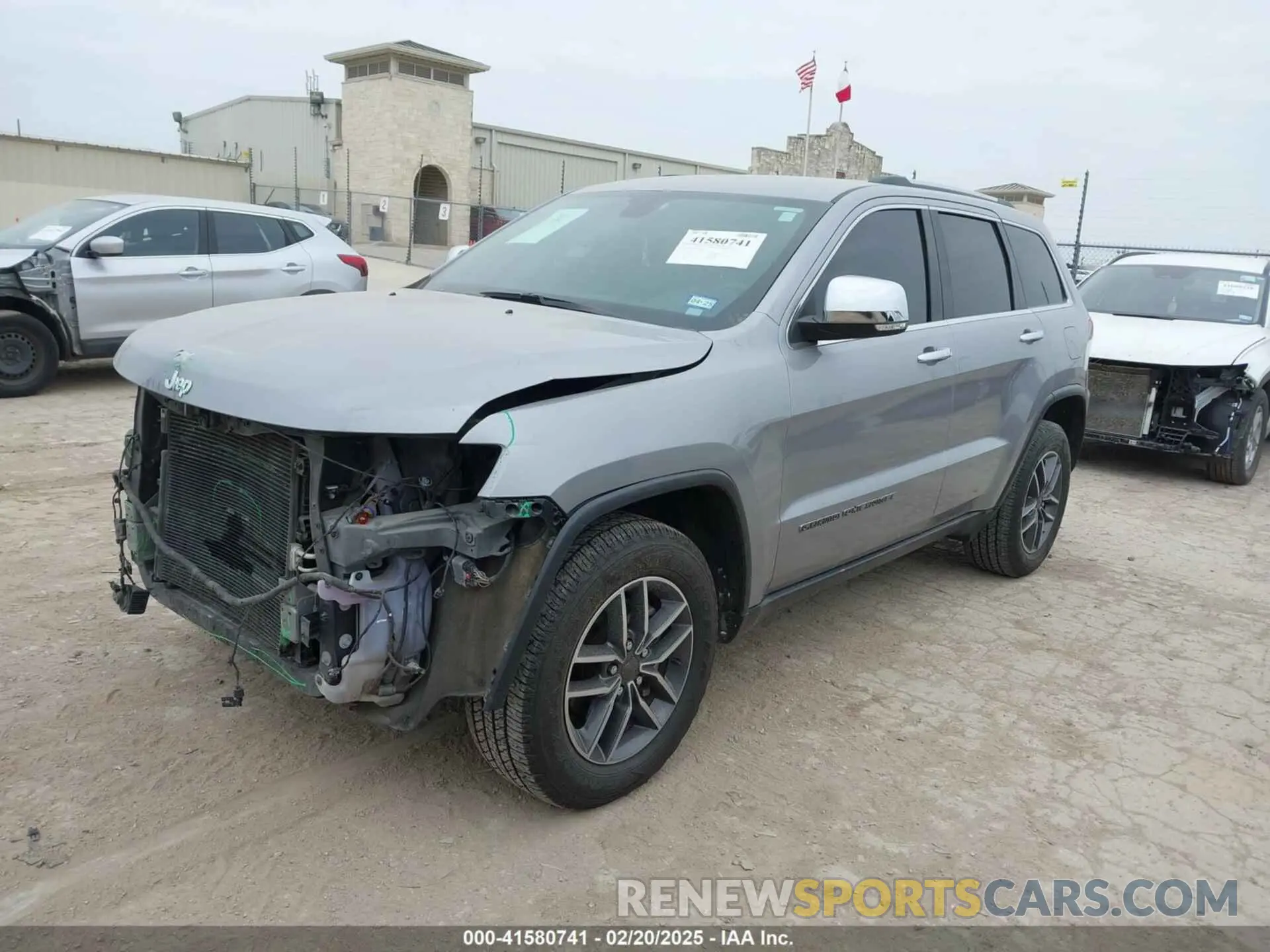 2 fotografías del automóvil dañado 1C4RJEBG8KC752297 JEEP GRAND CHEROKEE 2019