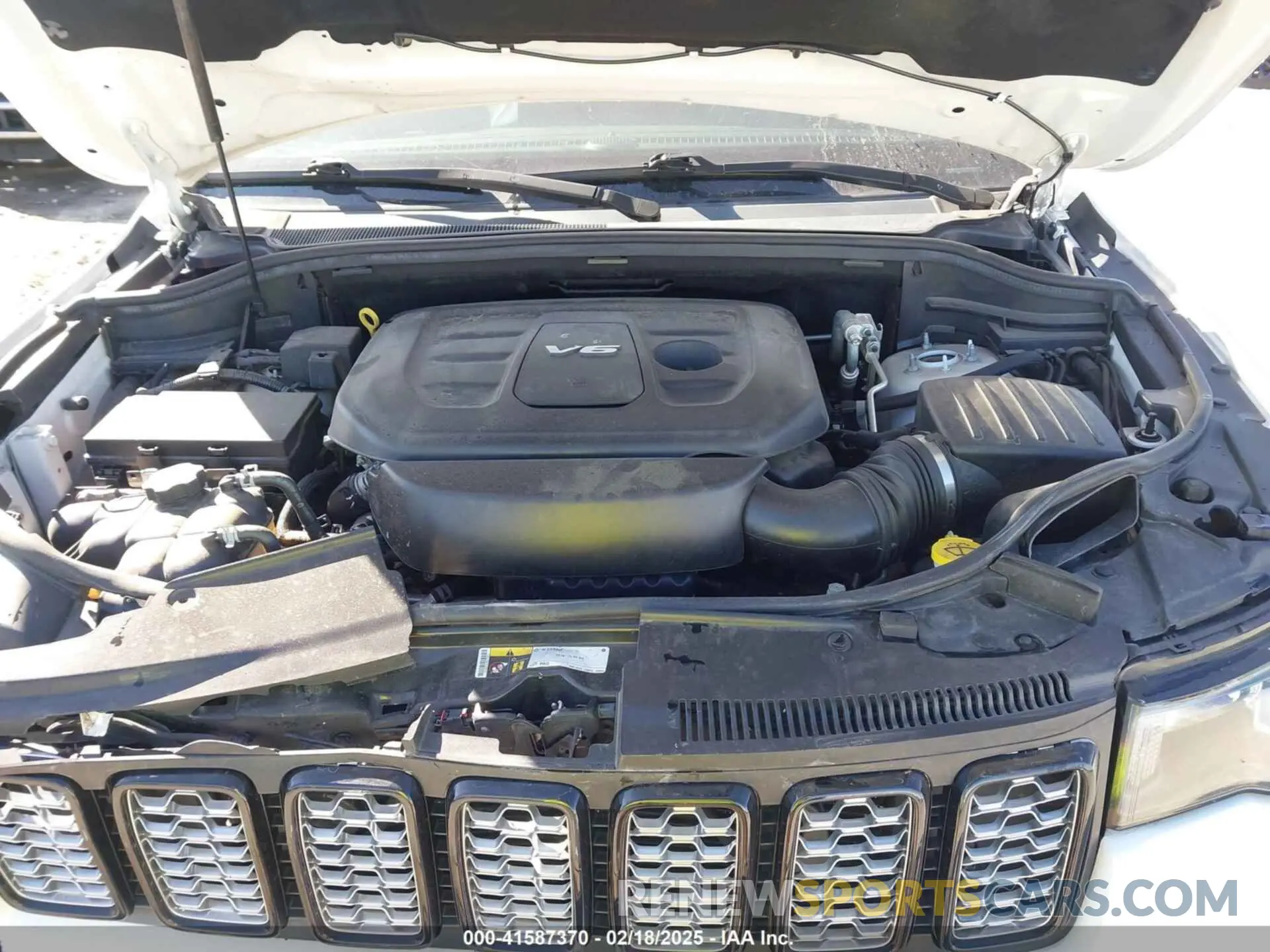 10 fotografías del automóvil dañado 1C4RJFAG1KC531440 JEEP GRAND CHEROKEE 2019