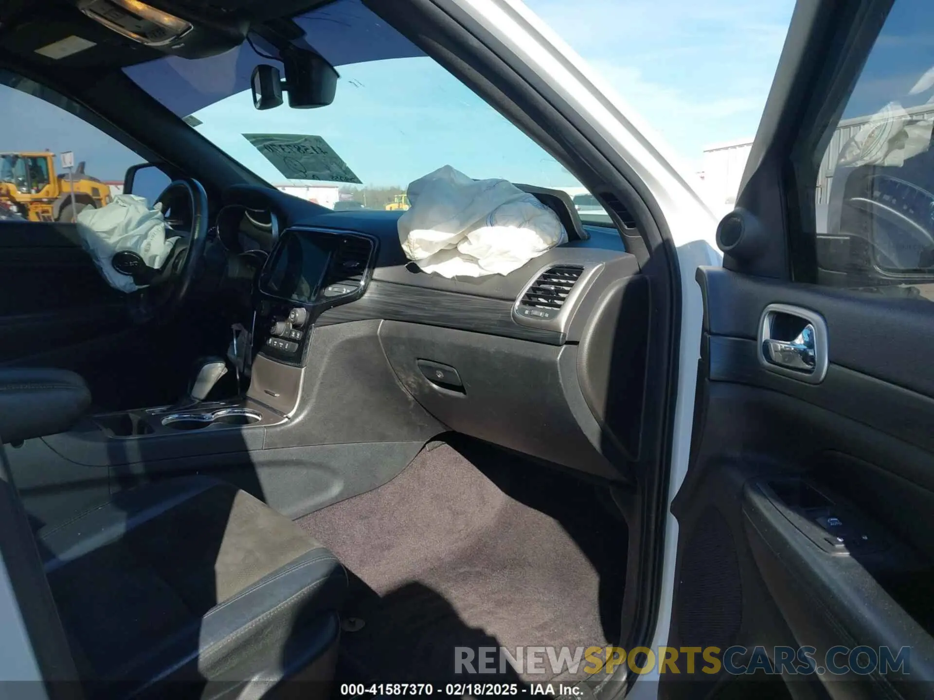 5 fotografías del automóvil dañado 1C4RJFAG1KC531440 JEEP GRAND CHEROKEE 2019