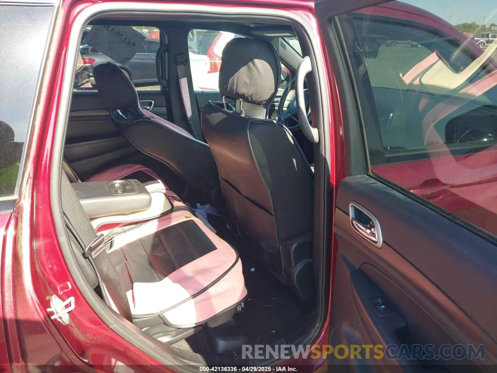 8 fotografías del automóvil dañado 1C4RJFAG2KC607036 JEEP GRAND CHEROKEE 2019