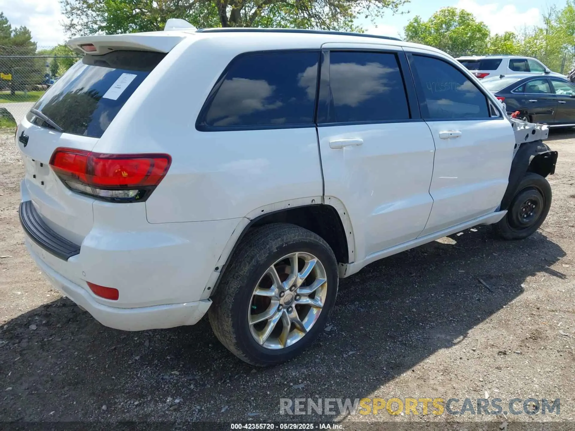 4 fotografías del automóvil dañado 1C4RJFAG4KC566506 JEEP GRAND CHEROKEE 2019