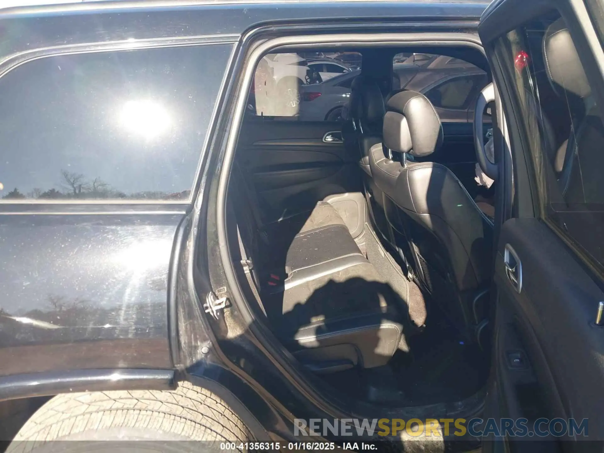 8 fotografías del automóvil dañado 1C4RJFAG6KC566619 JEEP GRAND CHEROKEE 2019