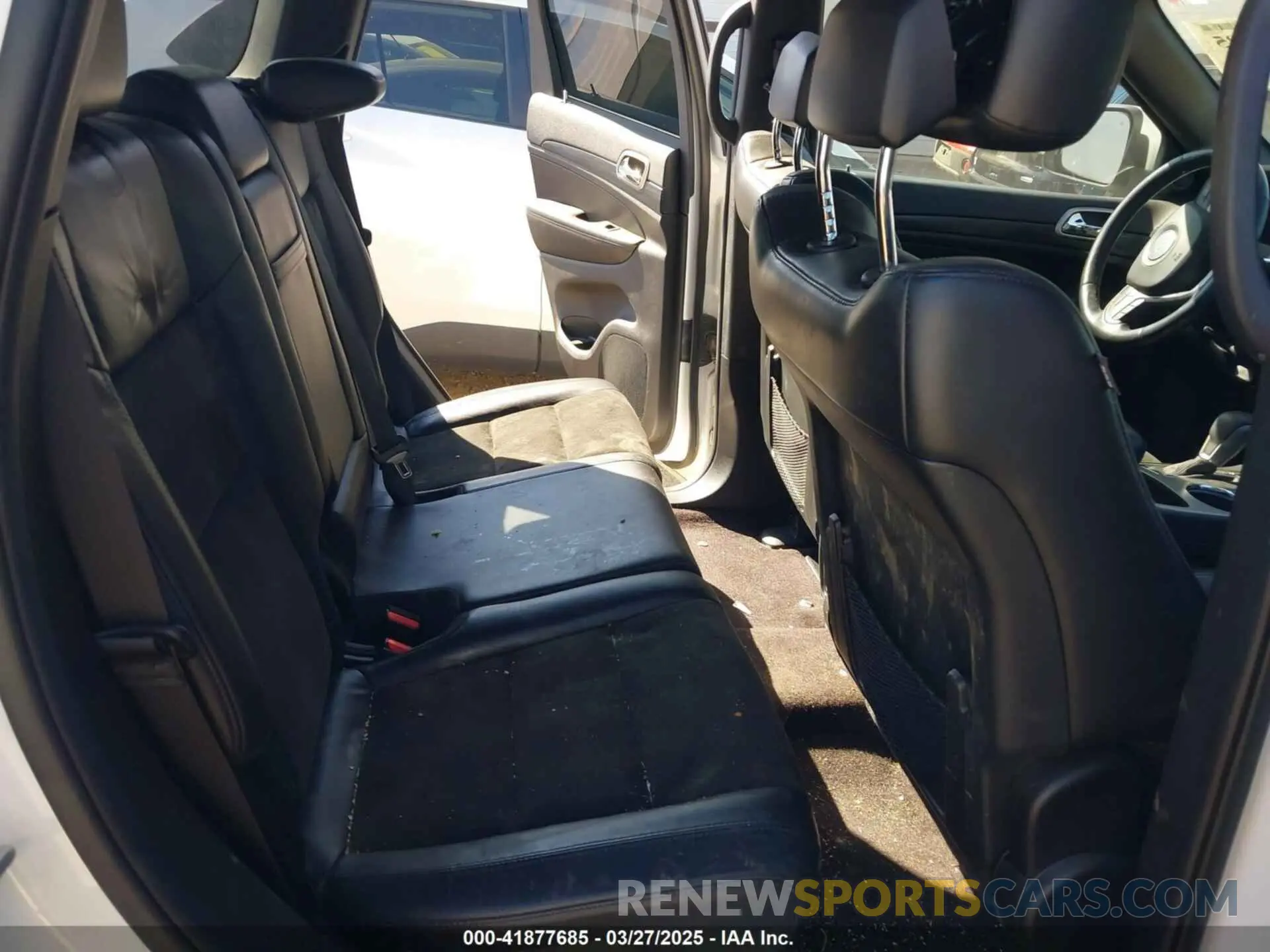 8 fotografías del automóvil dañado 1C4RJFAGXKC577977 JEEP GRAND CHEROKEE 2019