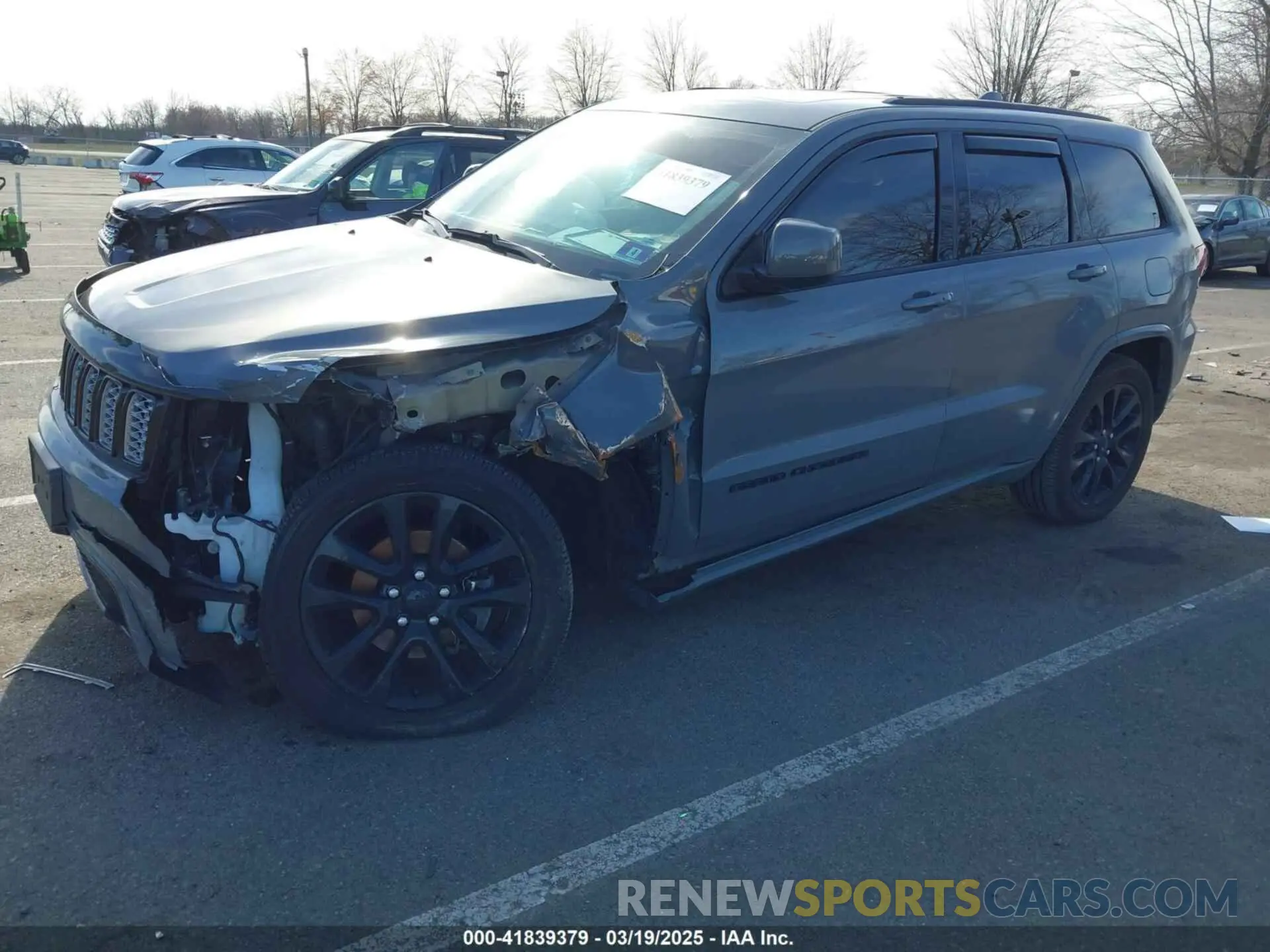 2 fotografías del automóvil dañado 1C4RJFAGXKC696516 JEEP GRAND CHEROKEE 2019