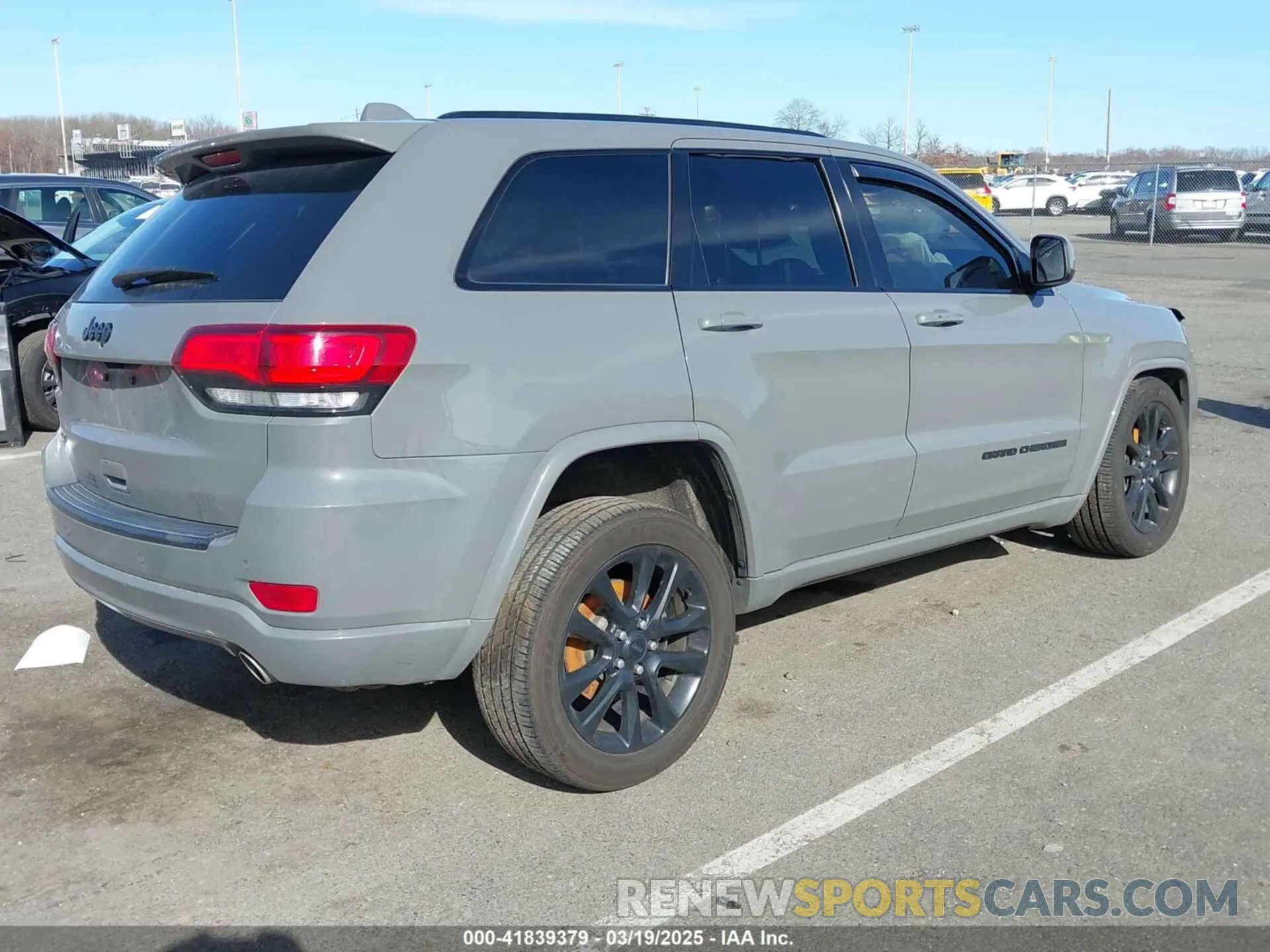 4 fotografías del automóvil dañado 1C4RJFAGXKC696516 JEEP GRAND CHEROKEE 2019