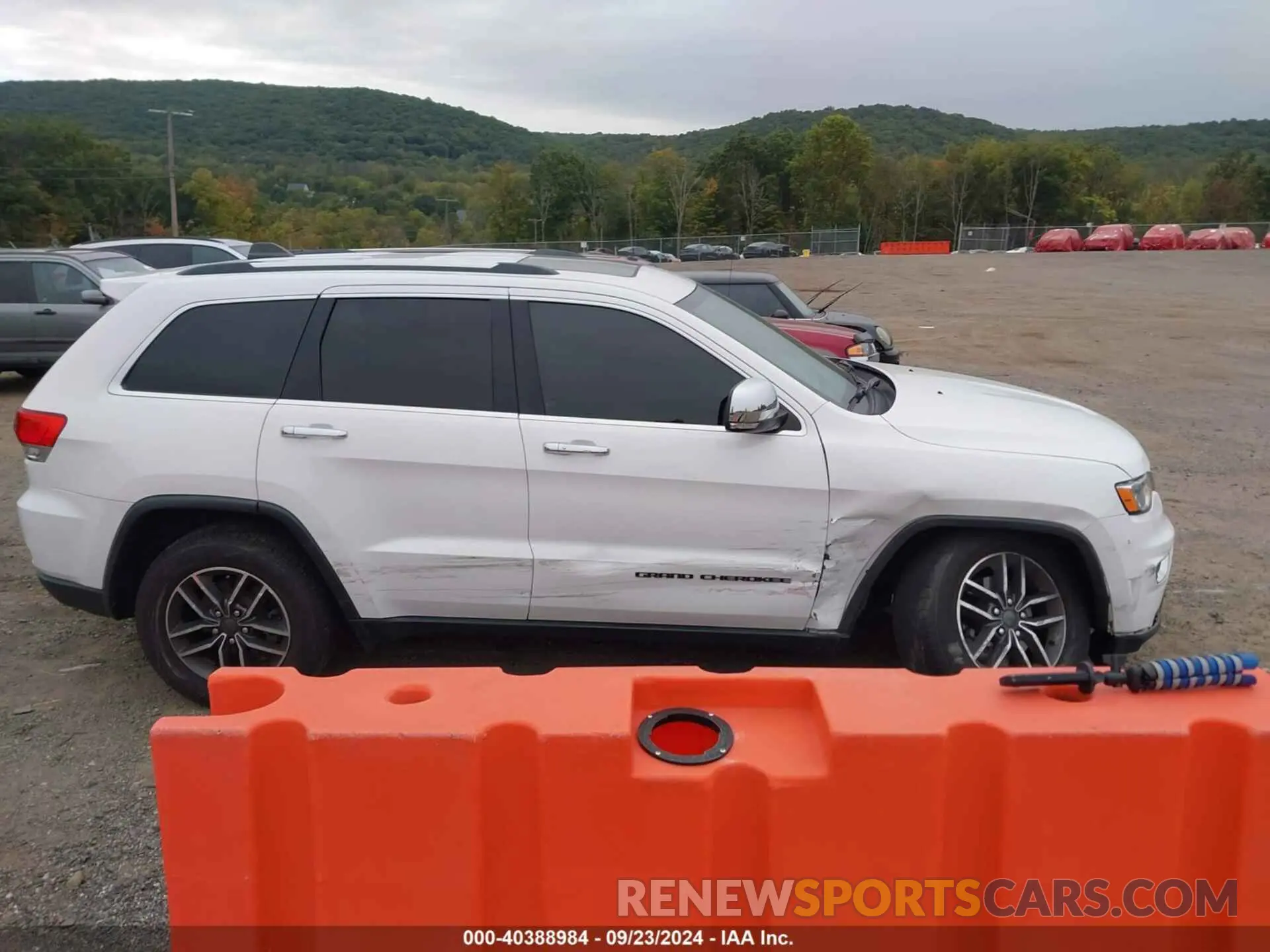 13 fotografías del automóvil dañado 1C4RJFBG0KC660557 JEEP GRAND CHEROKEE 2019