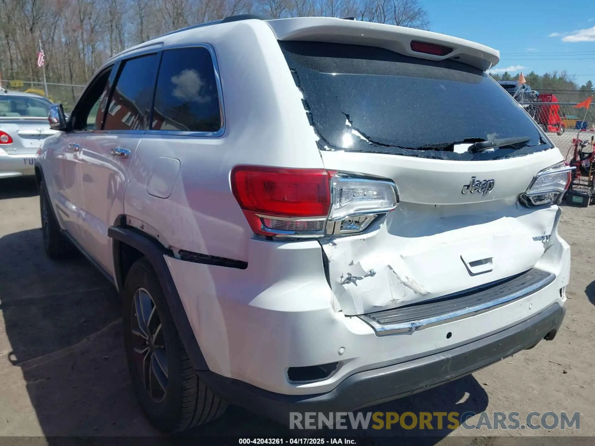 3 fotografías del automóvil dañado 1C4RJFBG0KC723821 JEEP GRAND CHEROKEE 2019