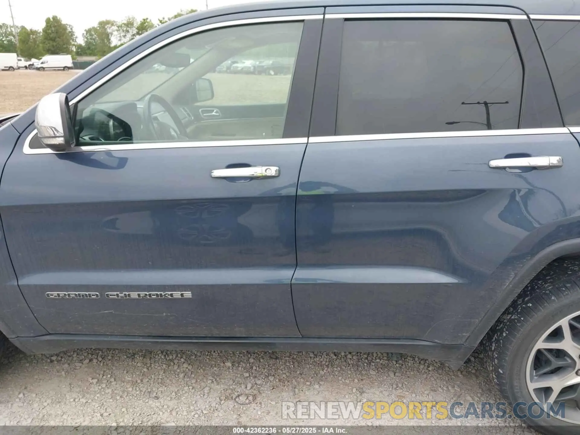 14 fotografías del automóvil dañado 1C4RJFBG0KC808660 JEEP GRAND CHEROKEE 2019