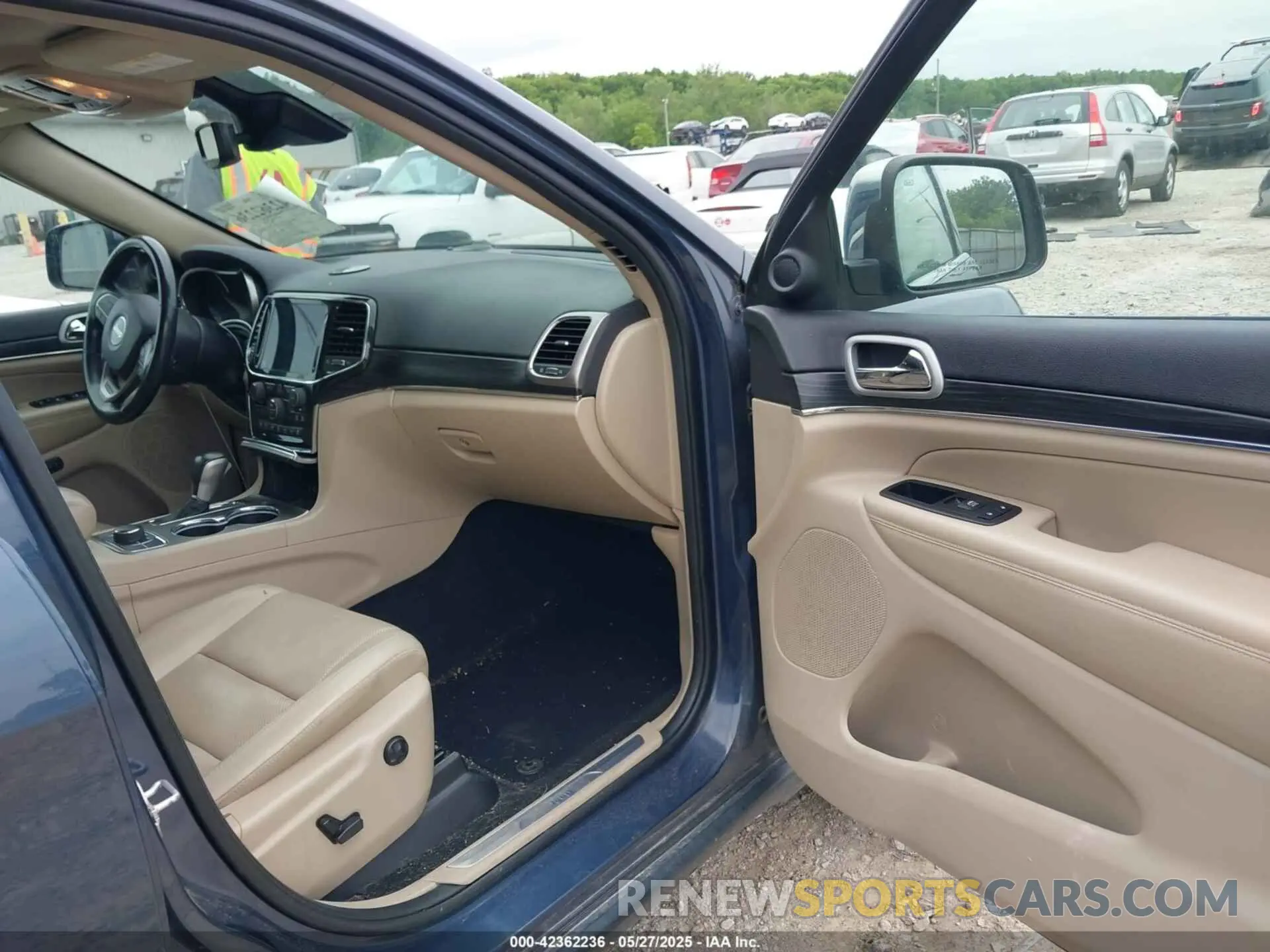 5 fotografías del automóvil dañado 1C4RJFBG0KC808660 JEEP GRAND CHEROKEE 2019