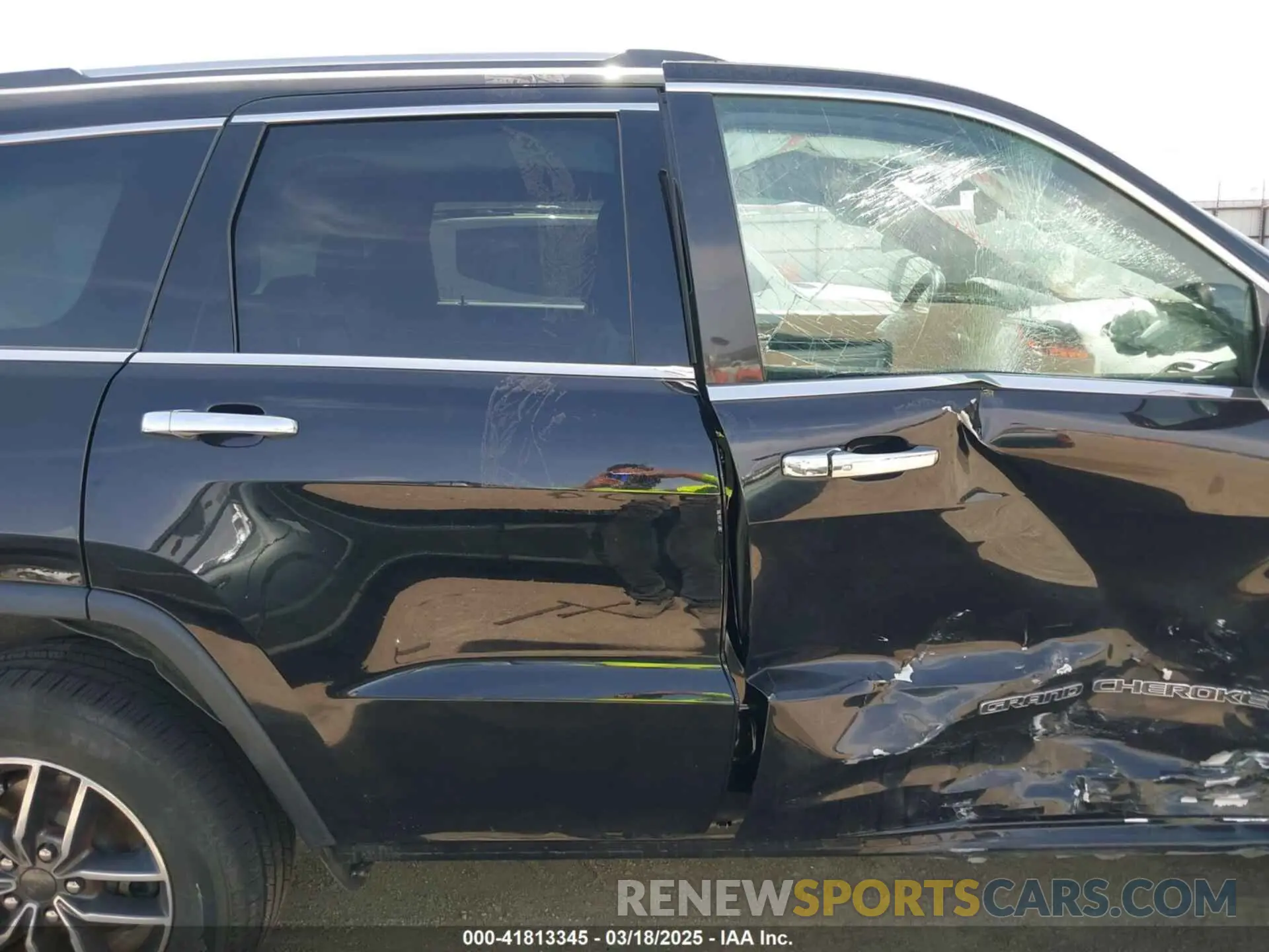 13 fotografías del automóvil dañado 1C4RJFBG0KC842131 JEEP GRAND CHEROKEE 2019