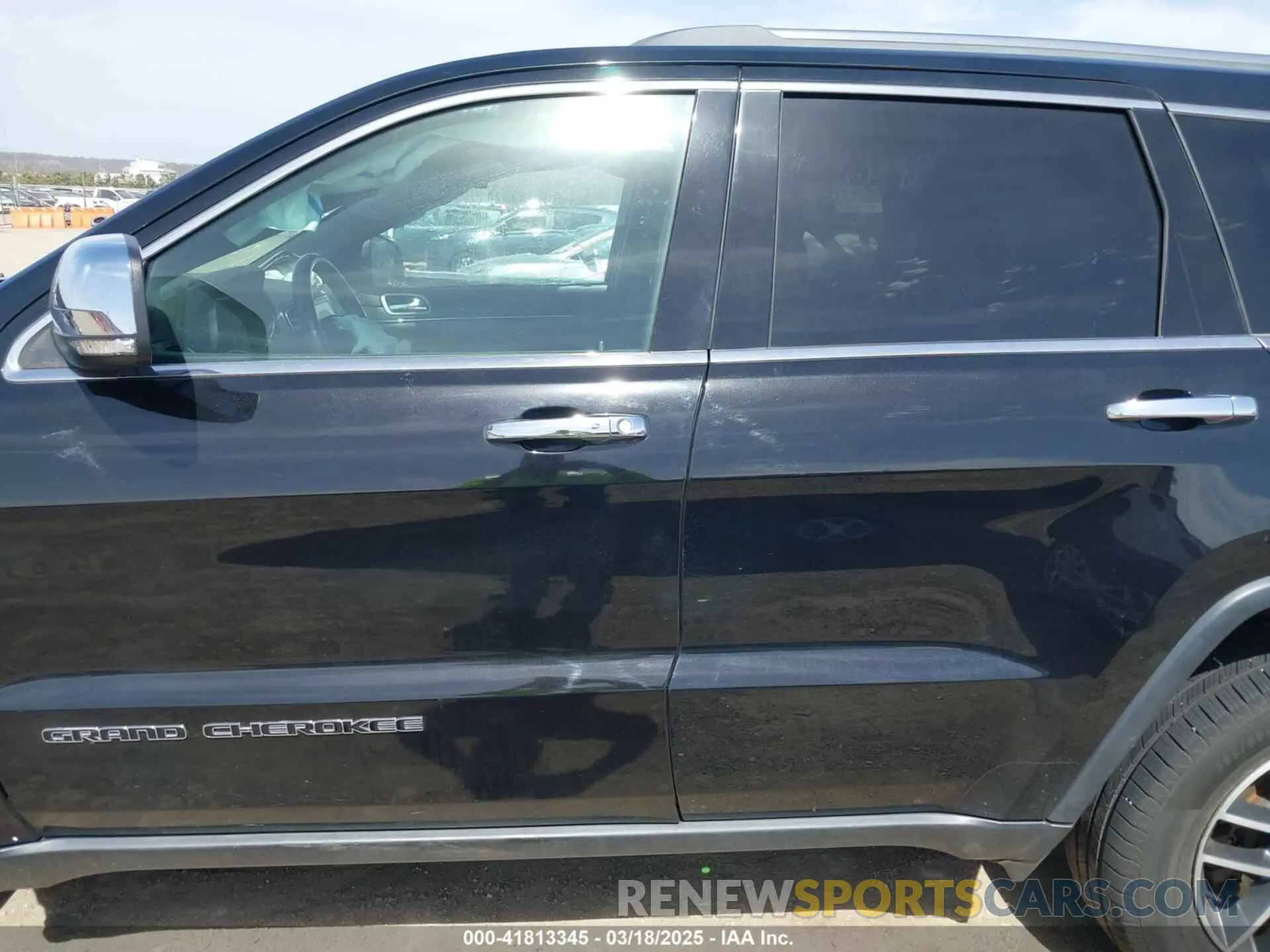 14 fotografías del automóvil dañado 1C4RJFBG0KC842131 JEEP GRAND CHEROKEE 2019