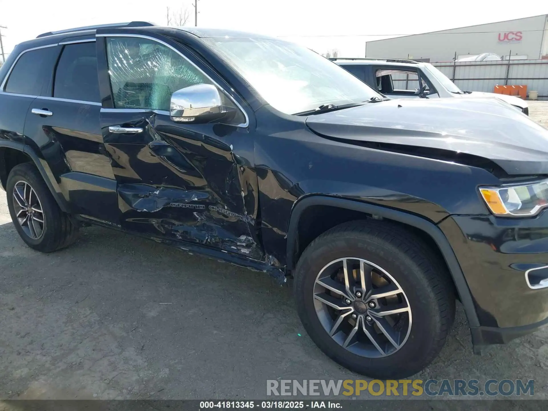 17 fotografías del automóvil dañado 1C4RJFBG0KC842131 JEEP GRAND CHEROKEE 2019
