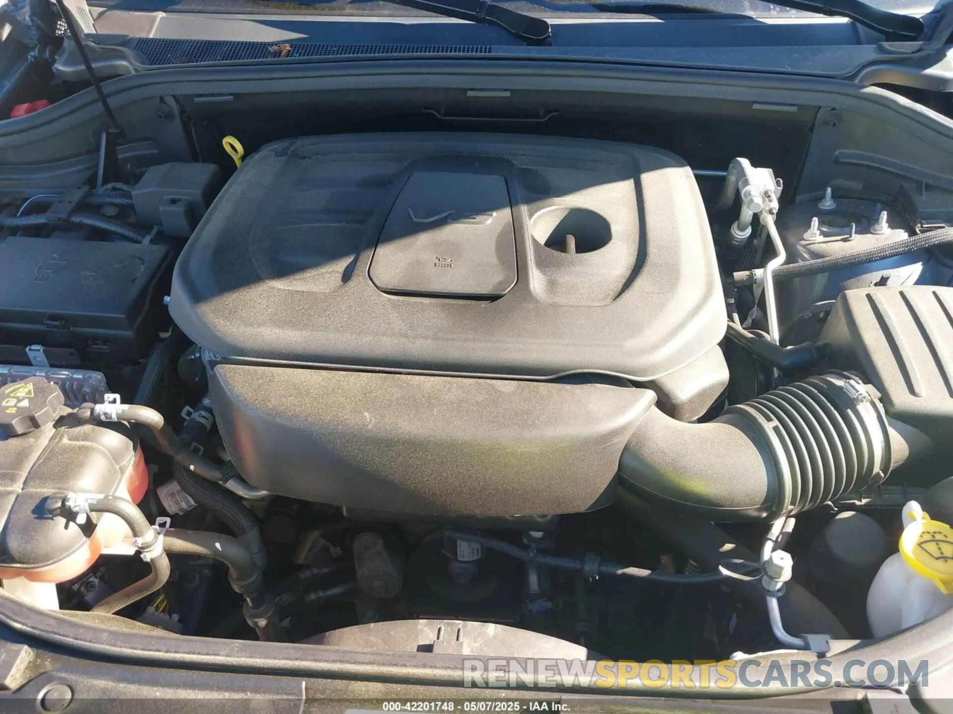 10 fotografías del automóvil dañado 1C4RJFBG3KC679930 JEEP GRAND CHEROKEE 2019