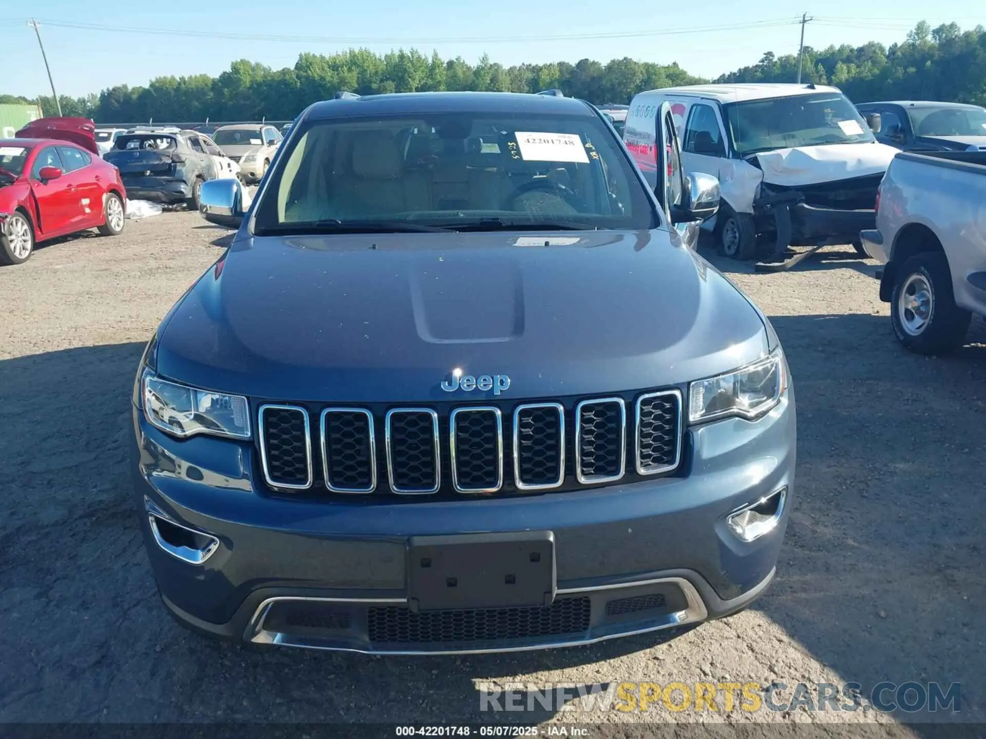 12 fotografías del automóvil dañado 1C4RJFBG3KC679930 JEEP GRAND CHEROKEE 2019