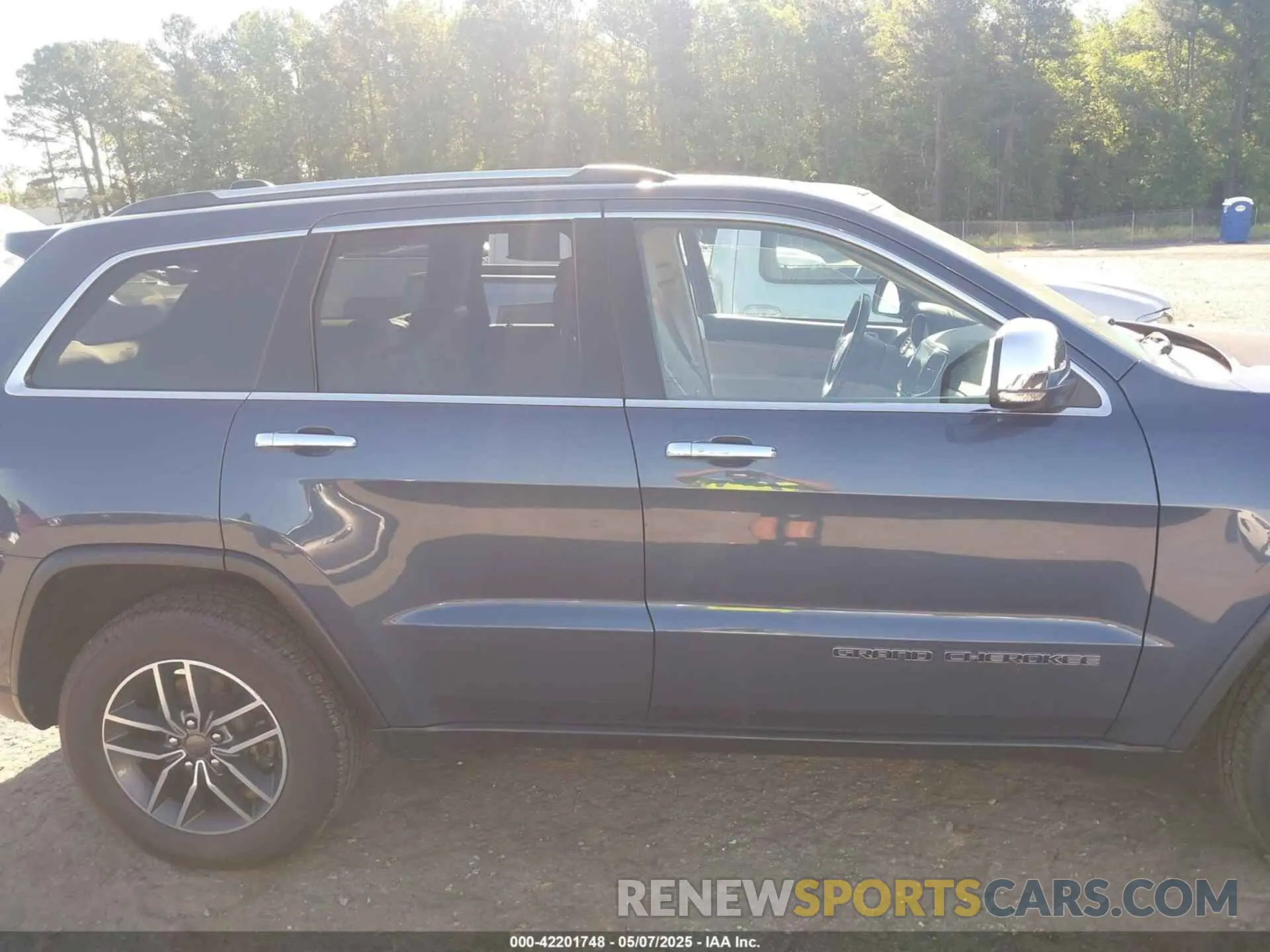 13 fotografías del automóvil dañado 1C4RJFBG3KC679930 JEEP GRAND CHEROKEE 2019