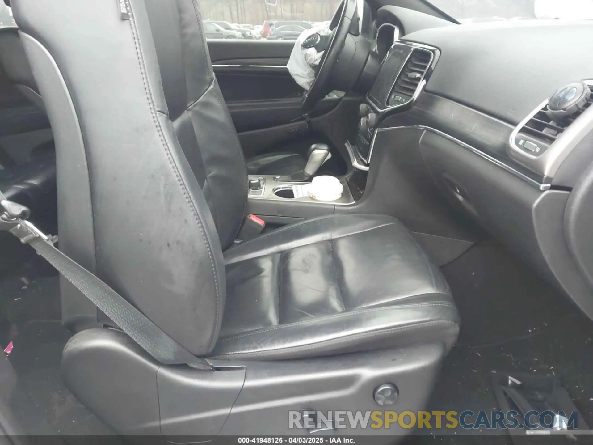 5 fotografías del automóvil dañado 1C4RJFBG3KC829602 JEEP GRAND CHEROKEE 2019