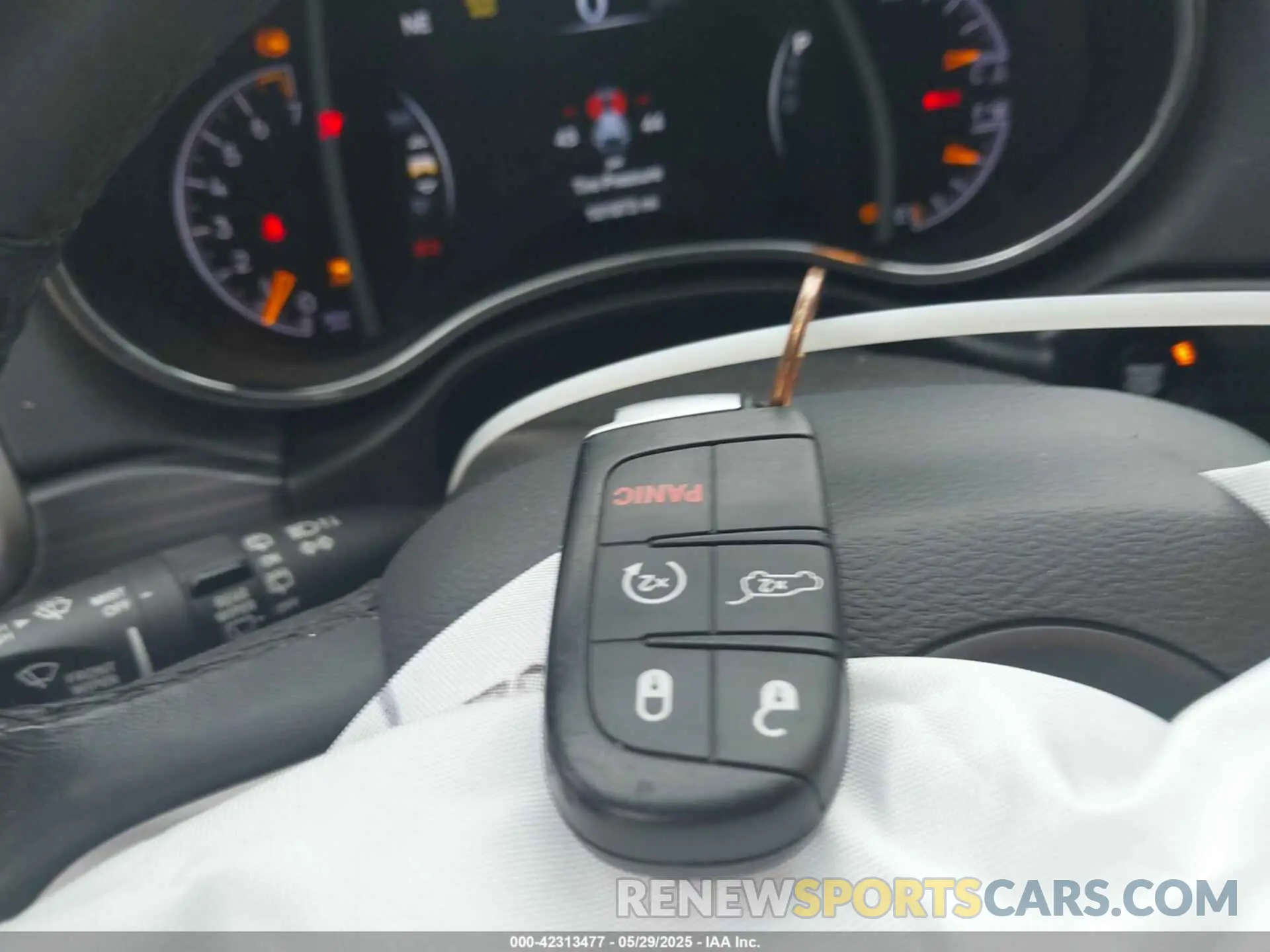 11 fotografías del automóvil dañado 1C4RJFBG4KC712160 JEEP GRAND CHEROKEE 2019