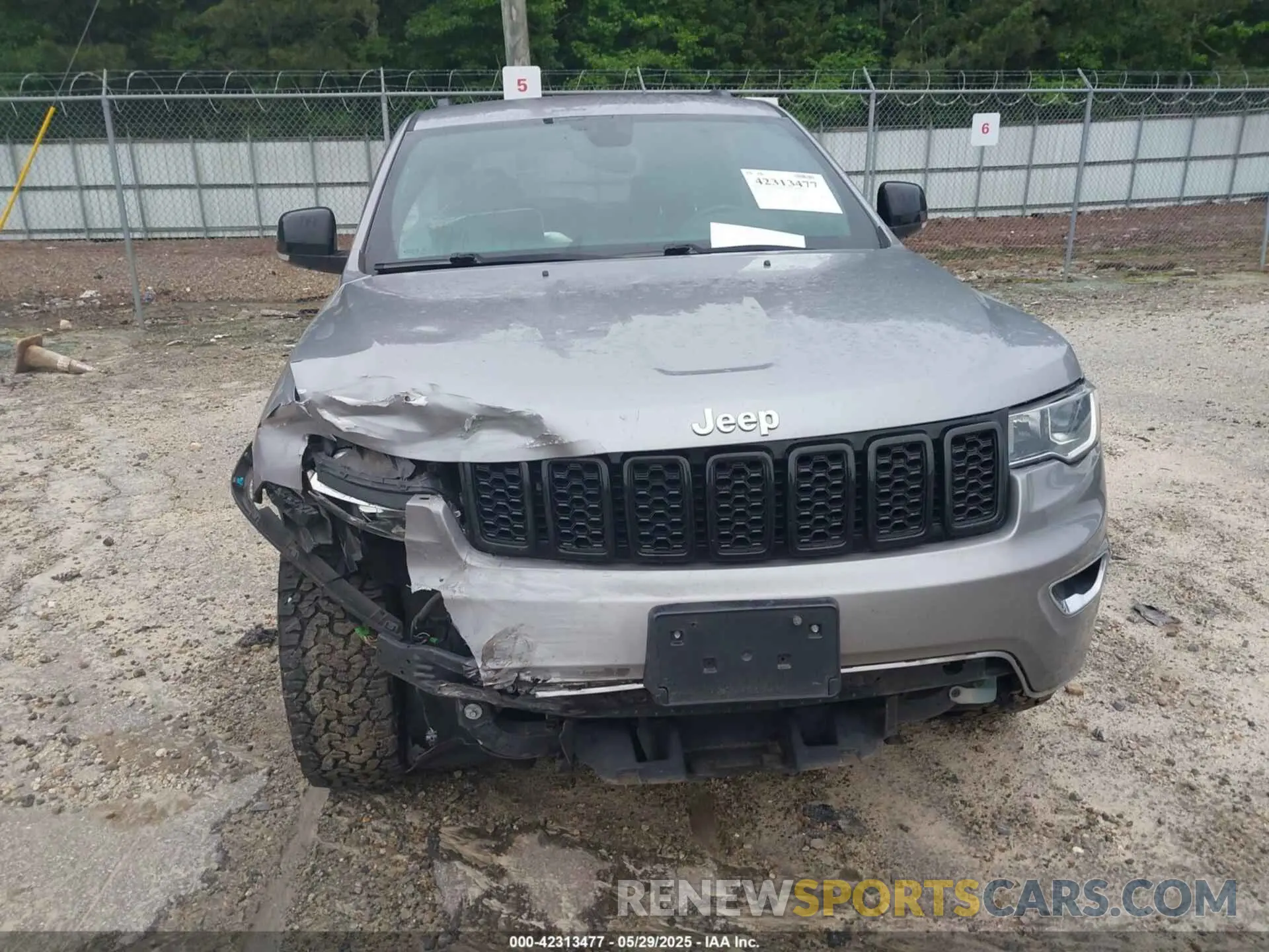 12 fotografías del automóvil dañado 1C4RJFBG4KC712160 JEEP GRAND CHEROKEE 2019