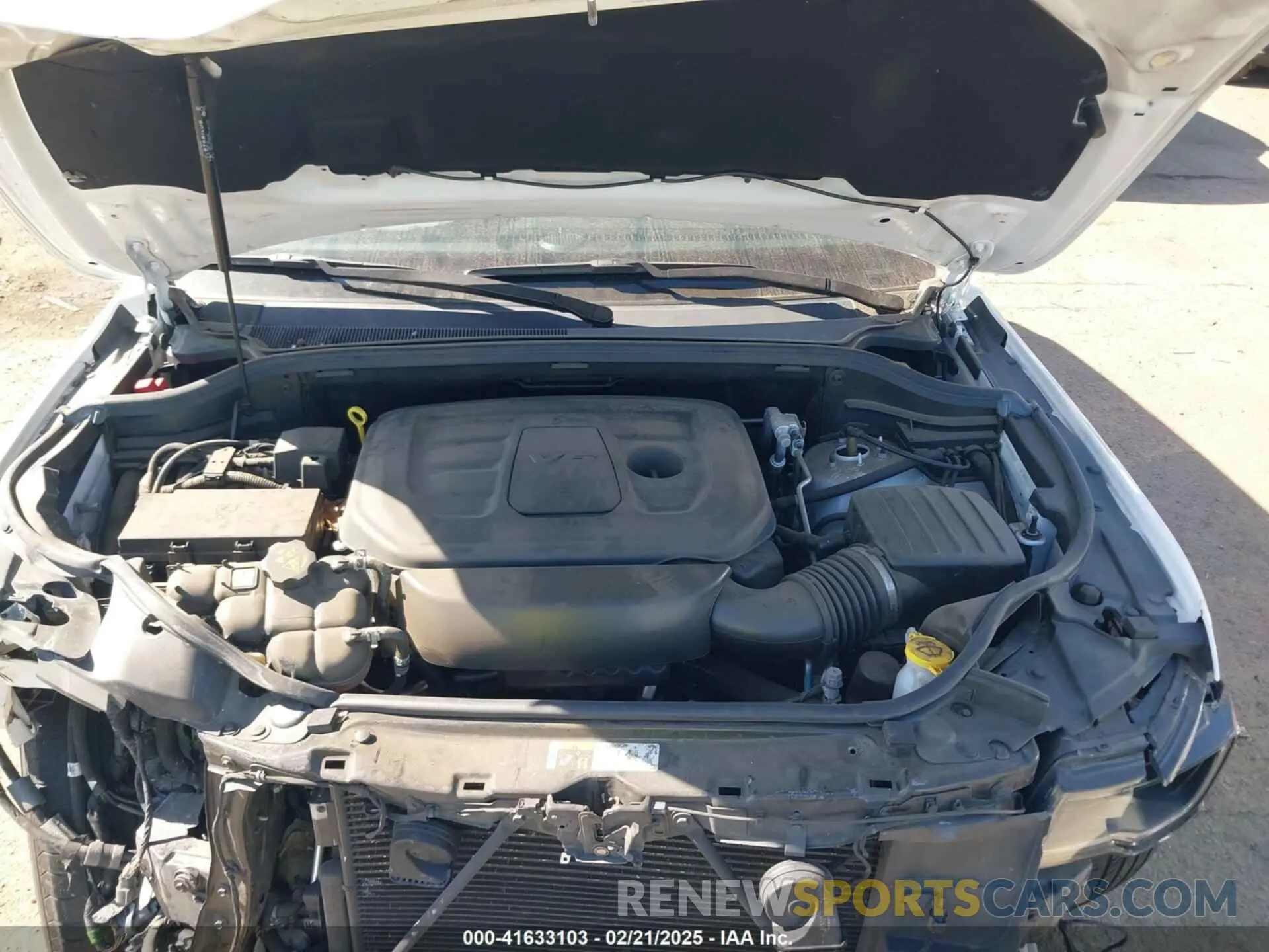 10 fotografías del automóvil dañado 1C4RJFBG4KC774349 JEEP GRAND CHEROKEE 2019