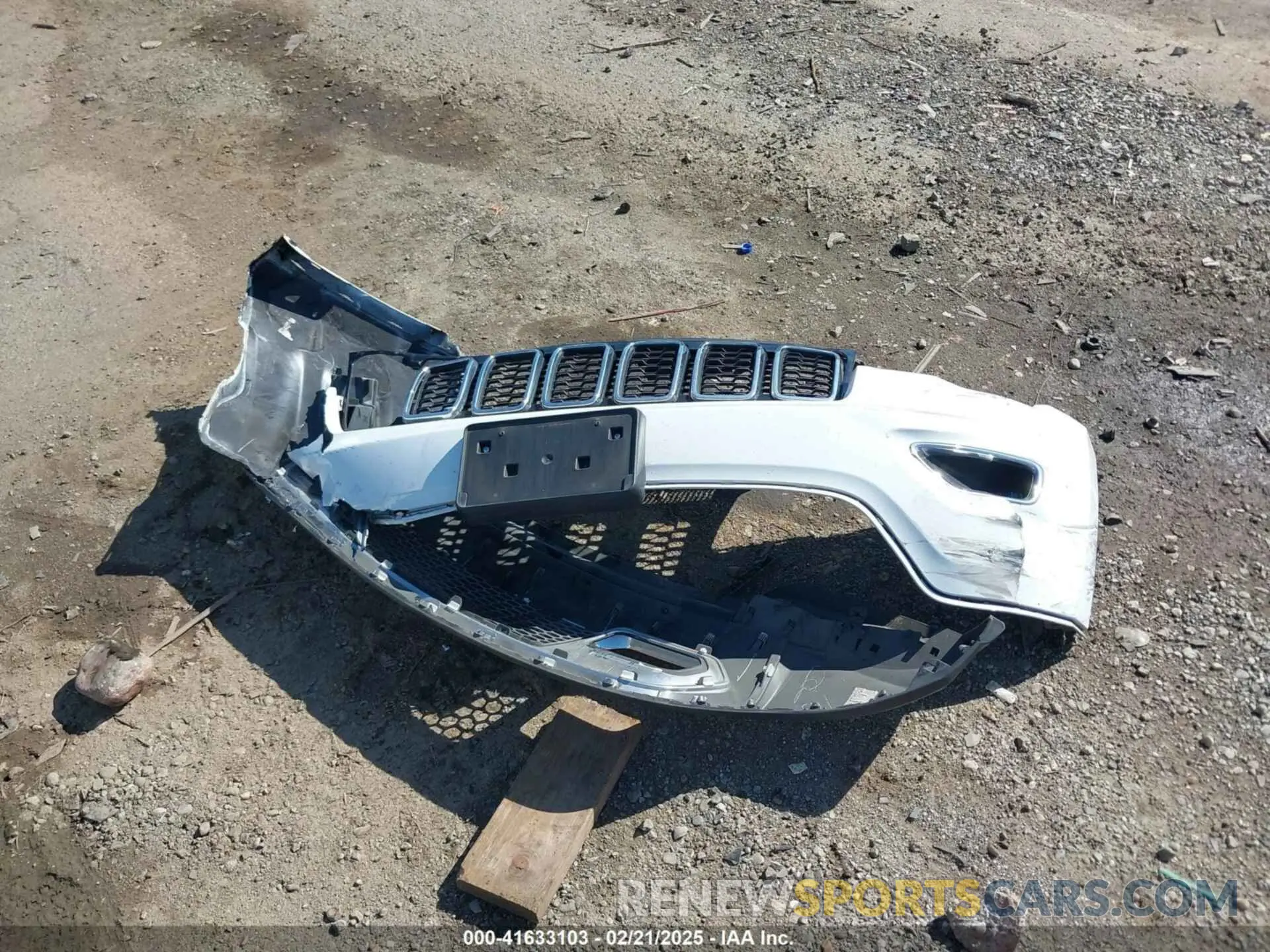 12 fotografías del automóvil dañado 1C4RJFBG4KC774349 JEEP GRAND CHEROKEE 2019