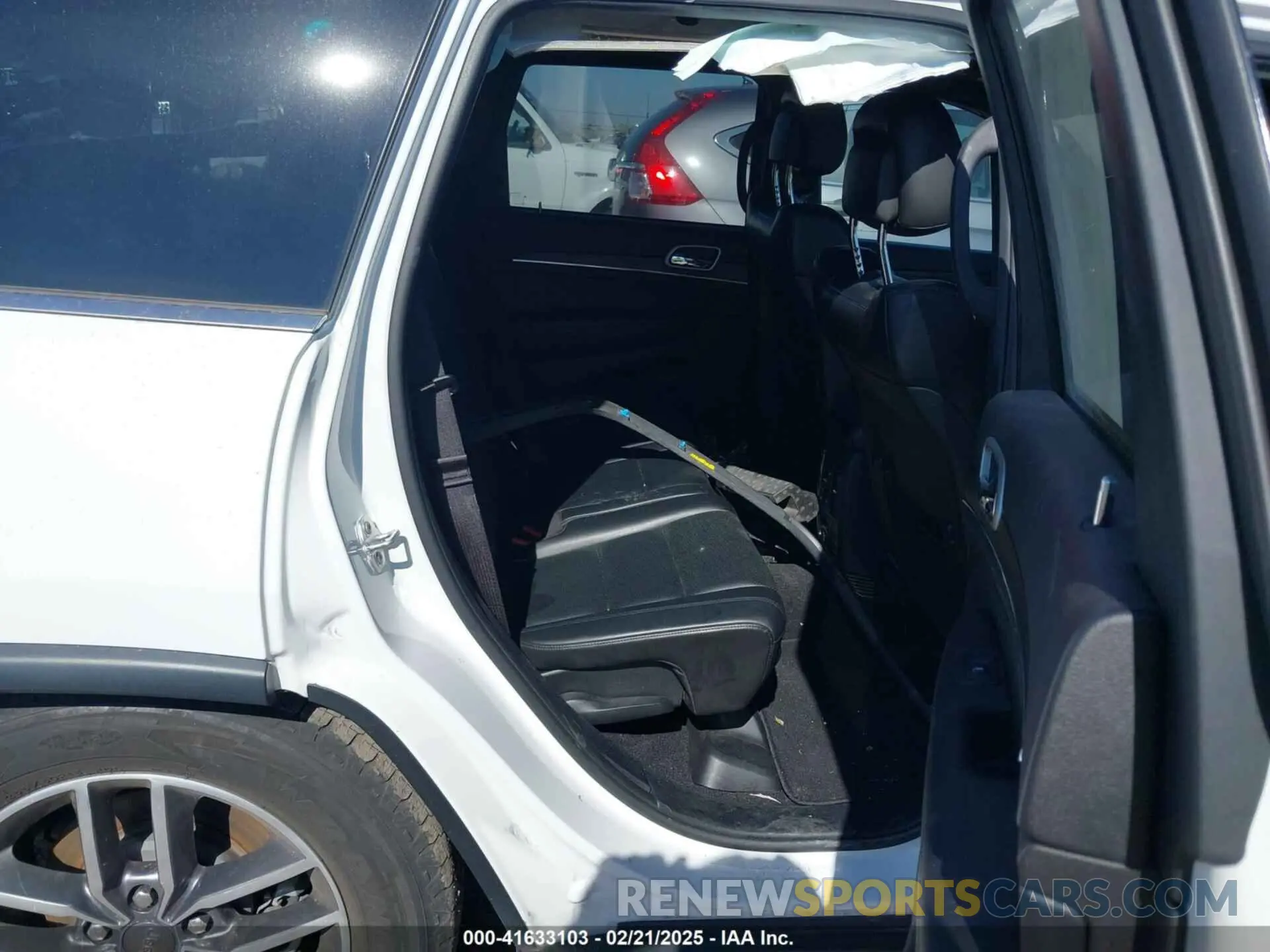 8 fotografías del automóvil dañado 1C4RJFBG4KC774349 JEEP GRAND CHEROKEE 2019