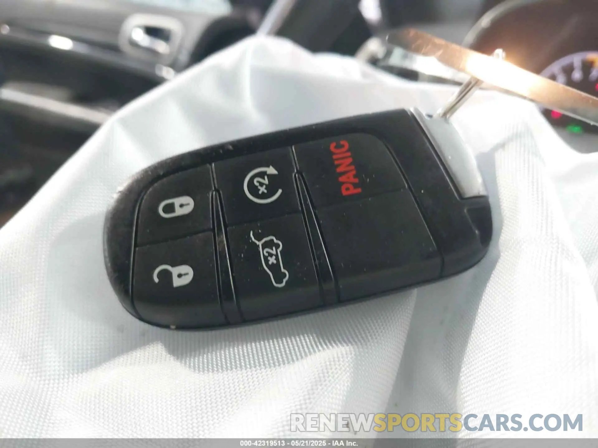 11 fotografías del automóvil dañado 1C4RJFBG4KC794102 JEEP GRAND CHEROKEE 2019