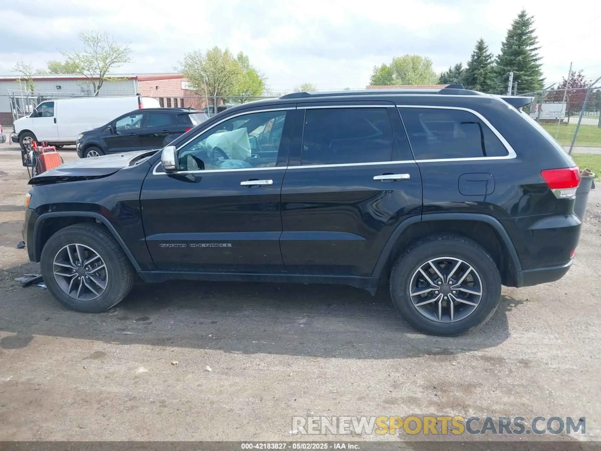14 fotografías del automóvil dañado 1C4RJFBG4KC809634 JEEP GRAND CHEROKEE 2019