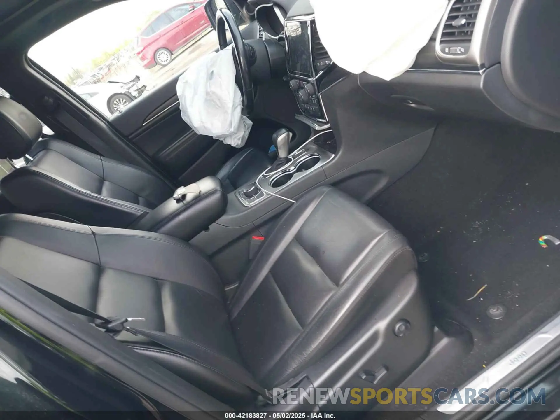 5 fotografías del automóvil dañado 1C4RJFBG4KC809634 JEEP GRAND CHEROKEE 2019