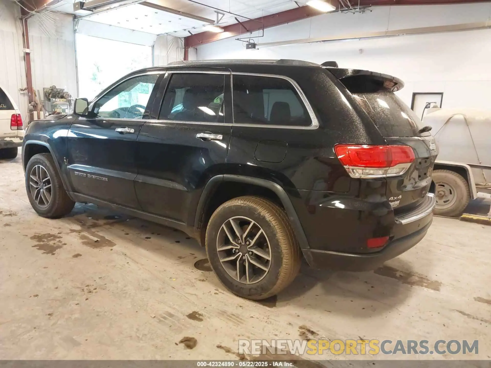 3 fotografías del automóvil dañado 1C4RJFBG5KC759942 JEEP GRAND CHEROKEE 2019