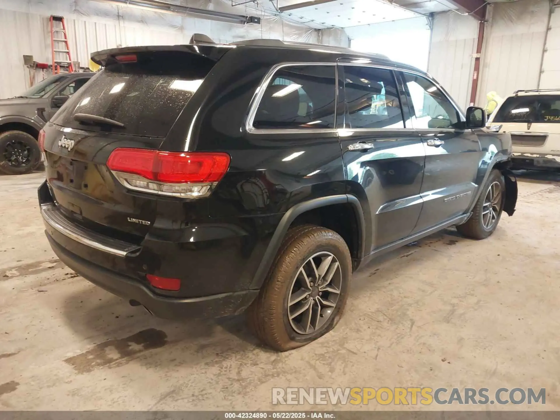 4 fotografías del automóvil dañado 1C4RJFBG5KC759942 JEEP GRAND CHEROKEE 2019