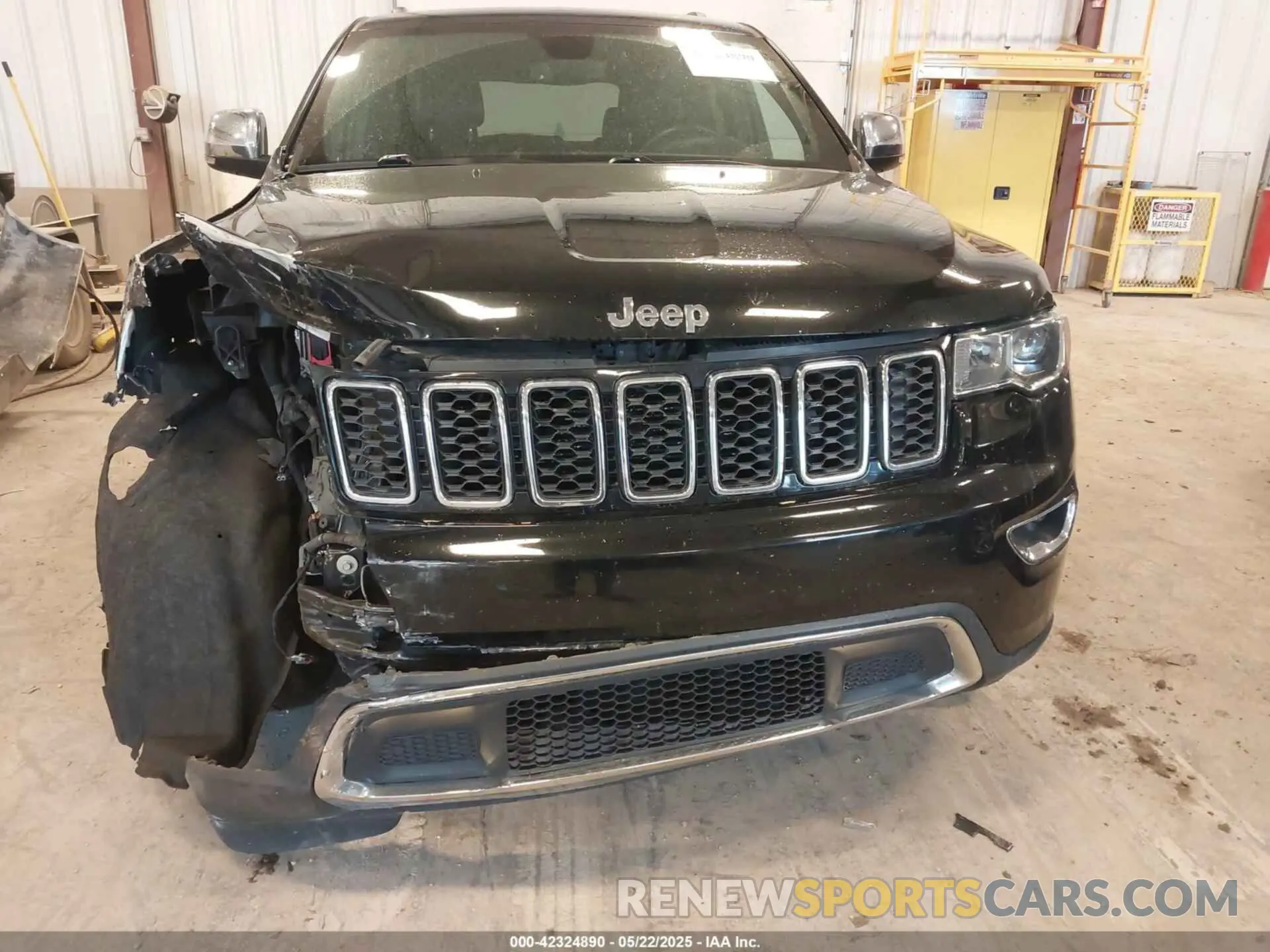 6 fotografías del automóvil dañado 1C4RJFBG5KC759942 JEEP GRAND CHEROKEE 2019