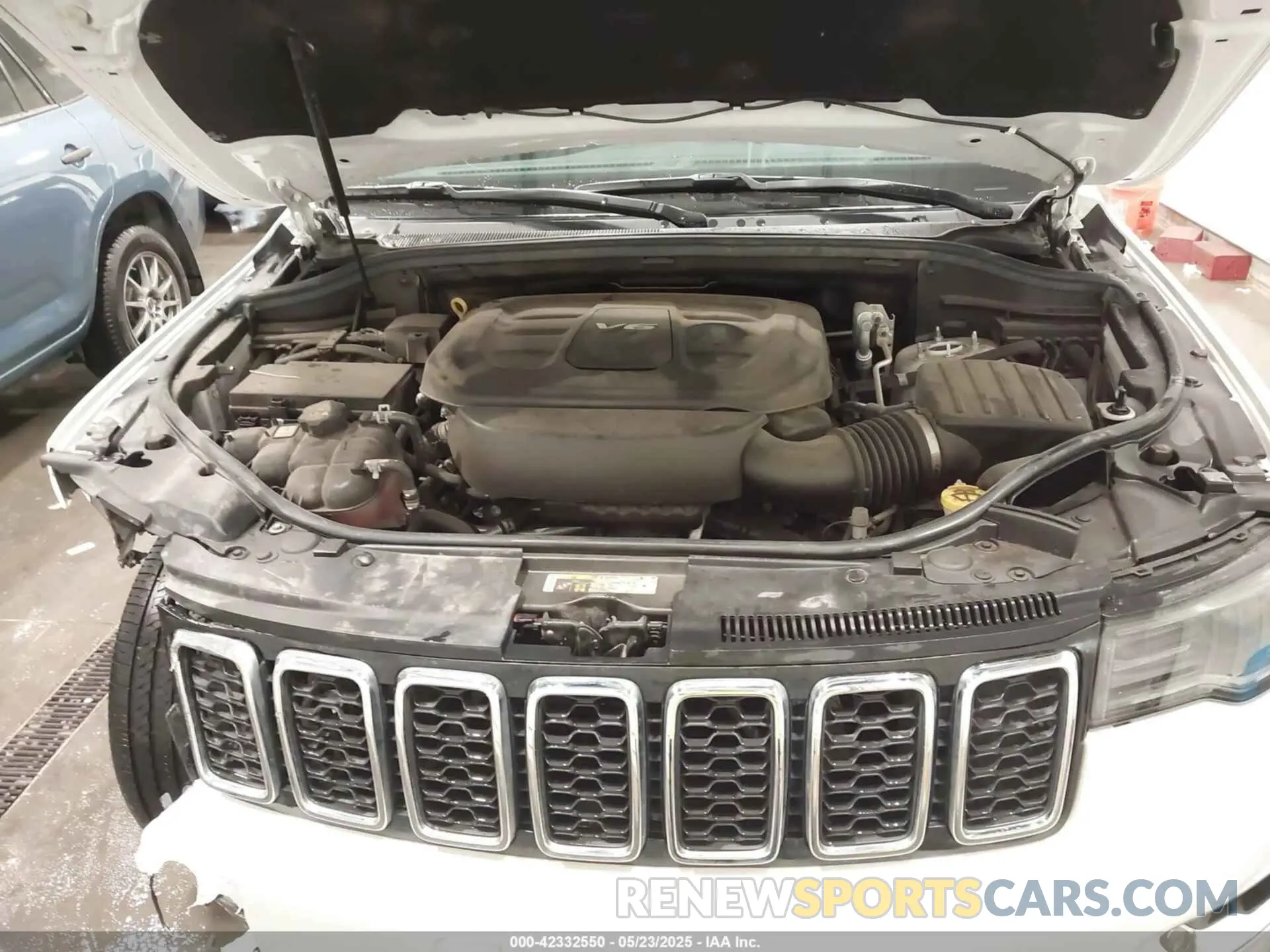 10 fotografías del automóvil dañado 1C4RJFBG6KC531688 JEEP GRAND CHEROKEE 2019