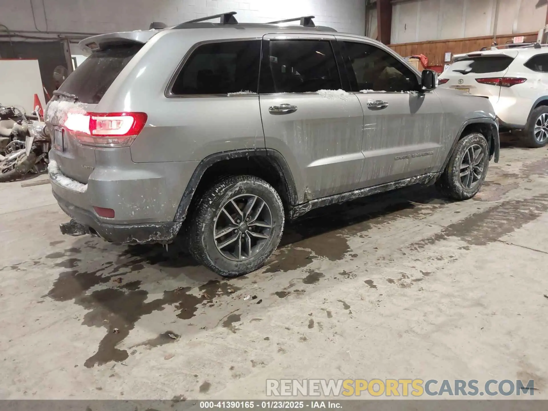 4 fotografías del automóvil dañado 1C4RJFBG6KC579787 JEEP GRAND CHEROKEE 2019