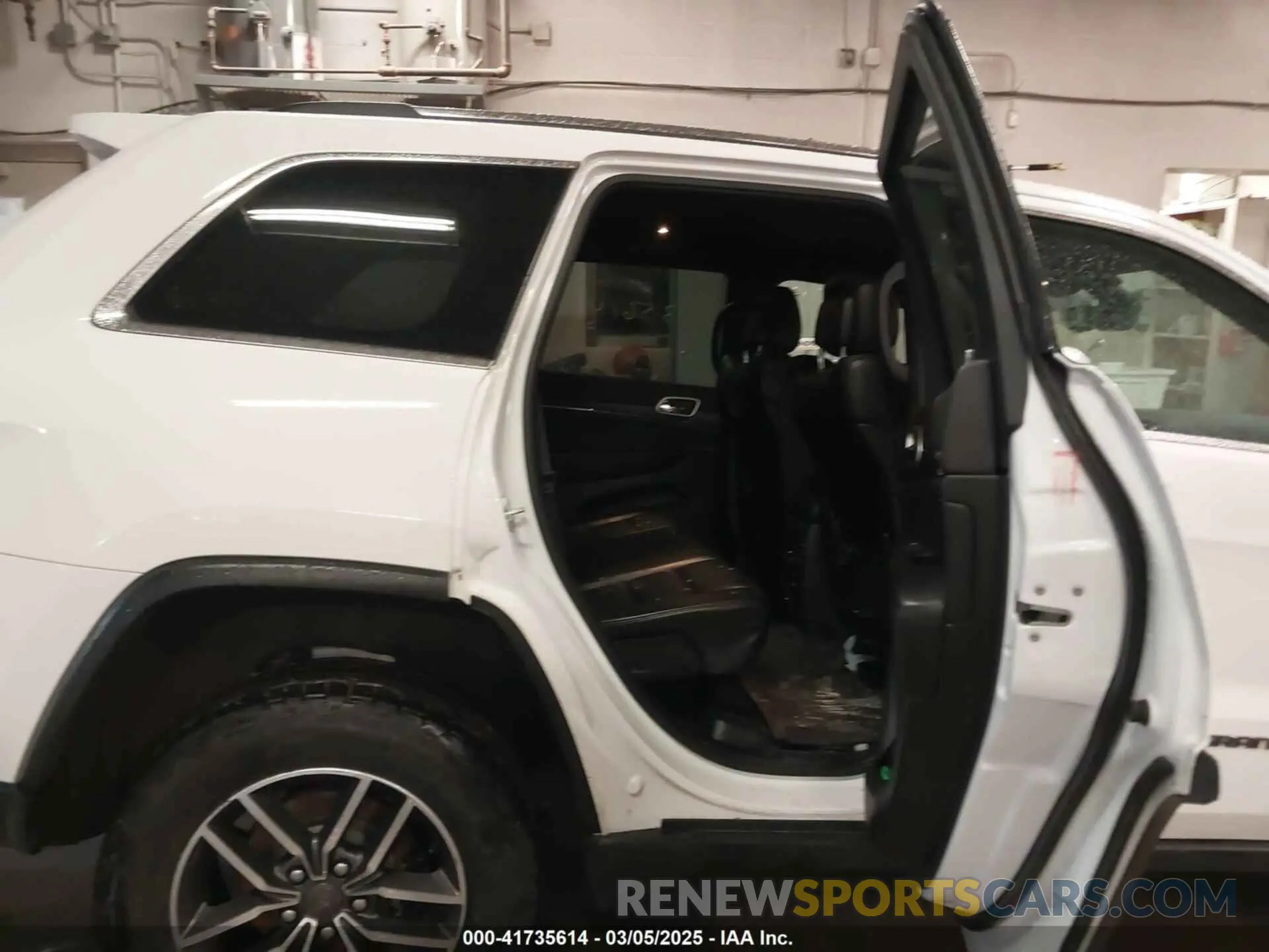 8 fotografías del automóvil dañado 1C4RJFBG6KC671269 JEEP GRAND CHEROKEE 2019
