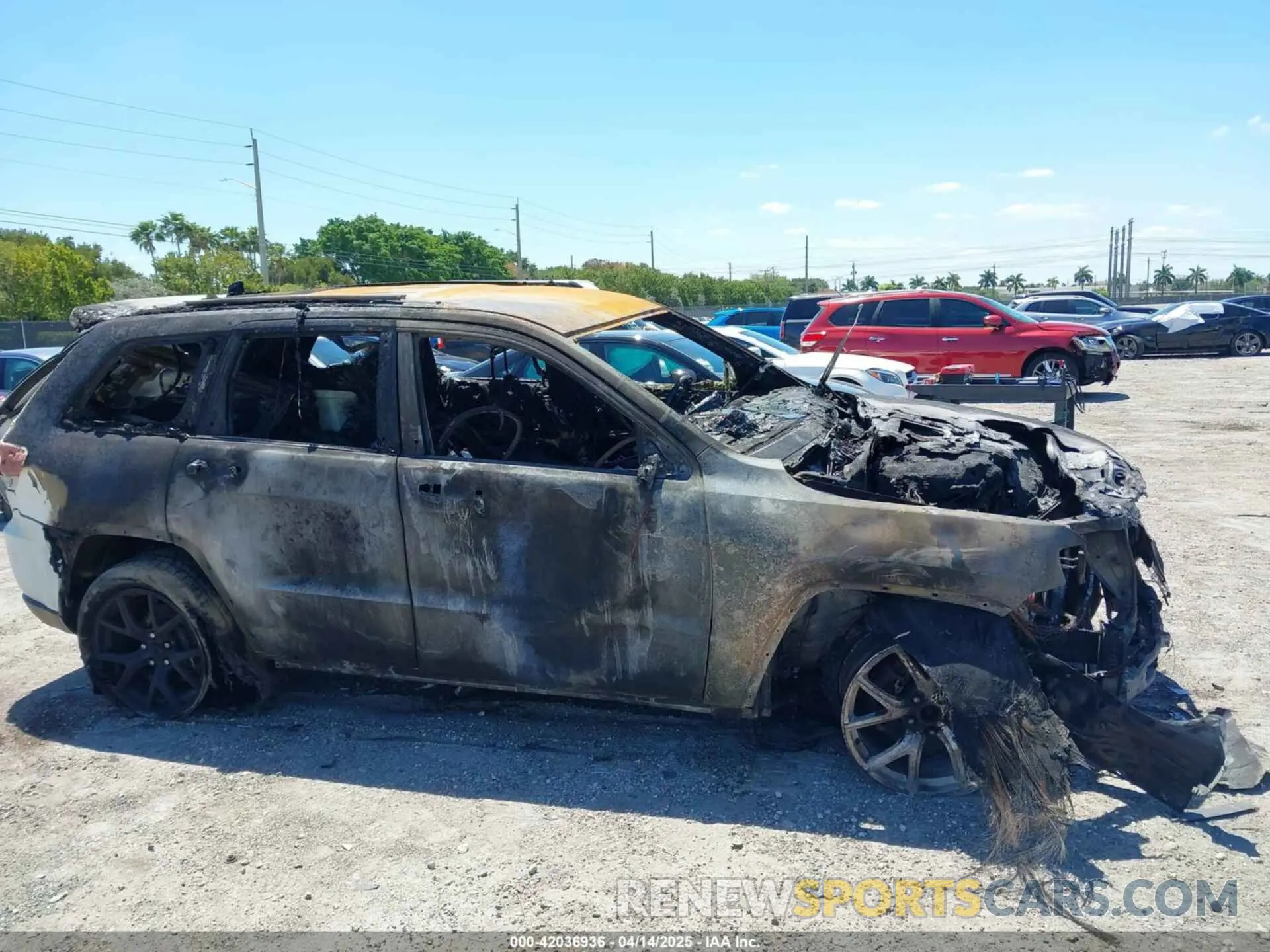 11 fotografías del automóvil dañado 1C4RJFBG6KC724505 JEEP GRAND CHEROKEE 2019