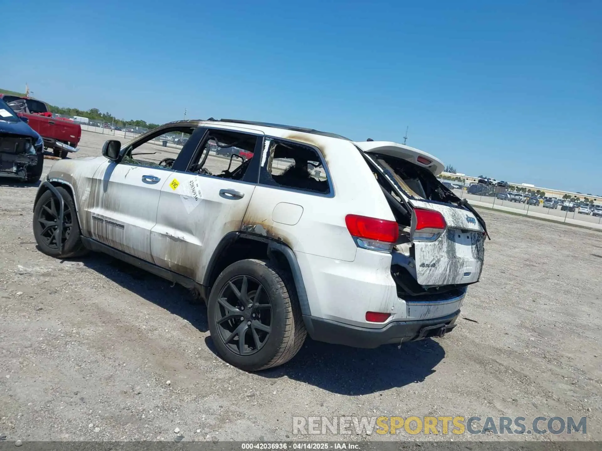 3 fotografías del automóvil dañado 1C4RJFBG6KC724505 JEEP GRAND CHEROKEE 2019