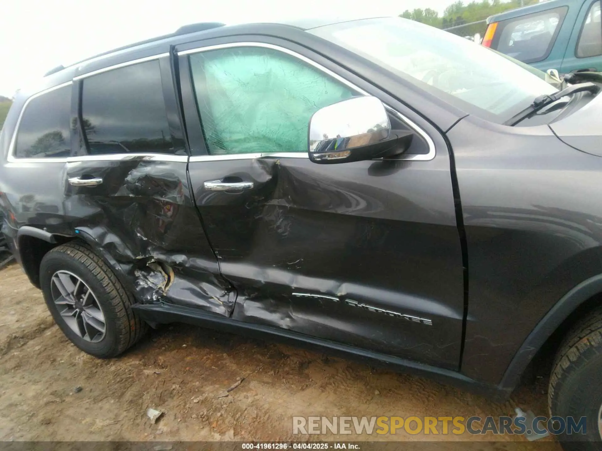 13 fotografías del automóvil dañado 1C4RJFBG6KC784154 JEEP GRAND CHEROKEE 2019
