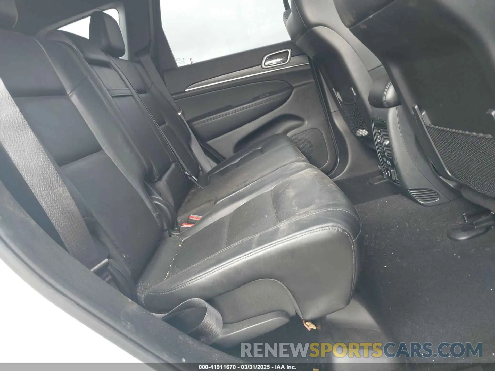 8 fotografías del automóvil dañado 1C4RJFBG6KC808162 JEEP GRAND CHEROKEE 2019