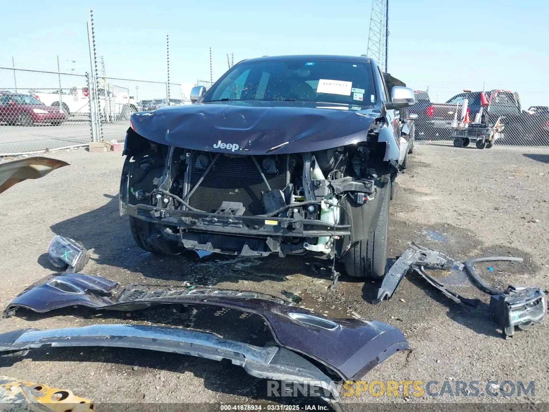 12 fotografías del automóvil dañado 1C4RJFBG7KC553957 JEEP GRAND CHEROKEE 2019