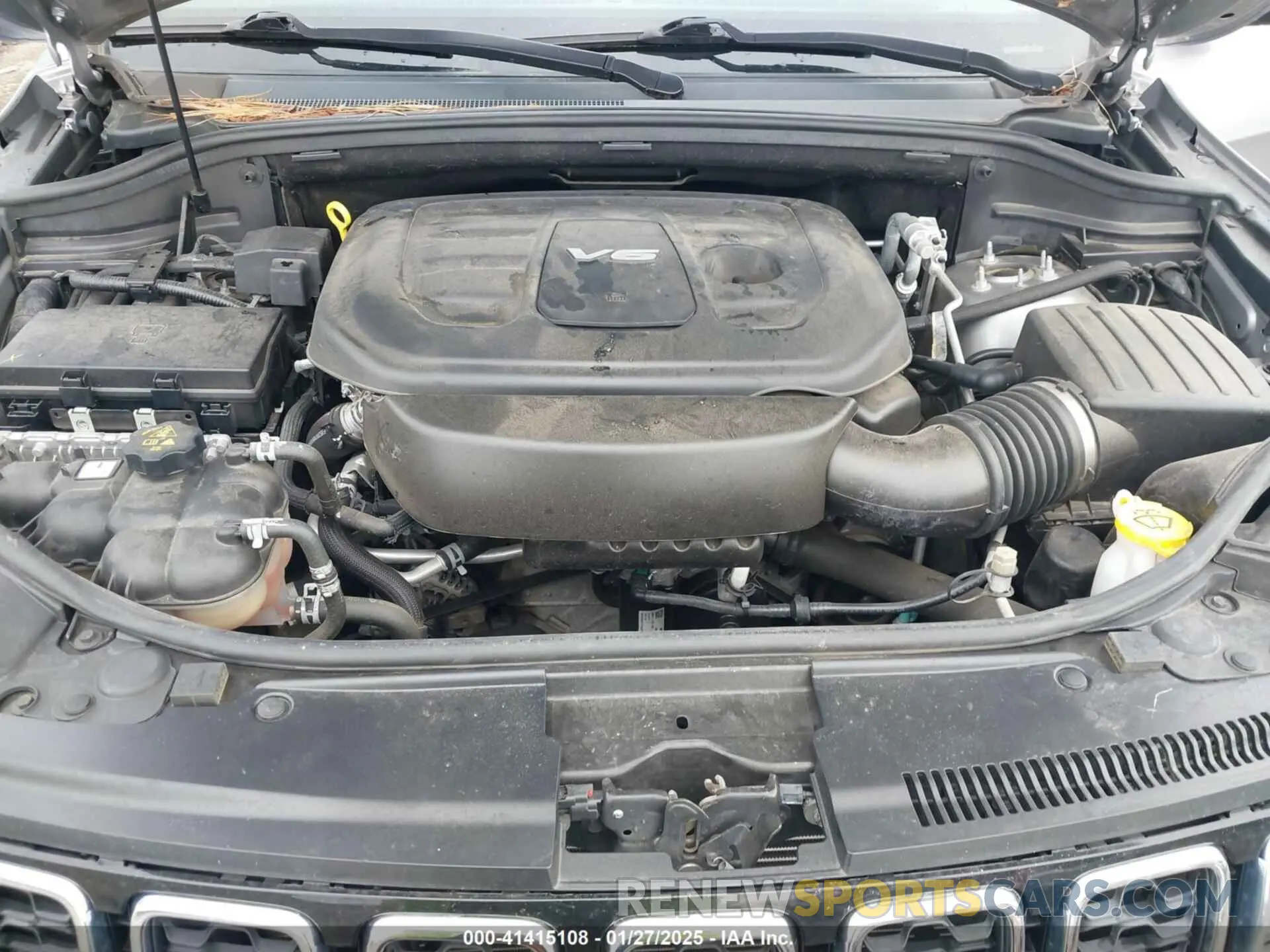 10 fotografías del automóvil dañado 1C4RJFBG7KC568197 JEEP GRAND CHEROKEE 2019