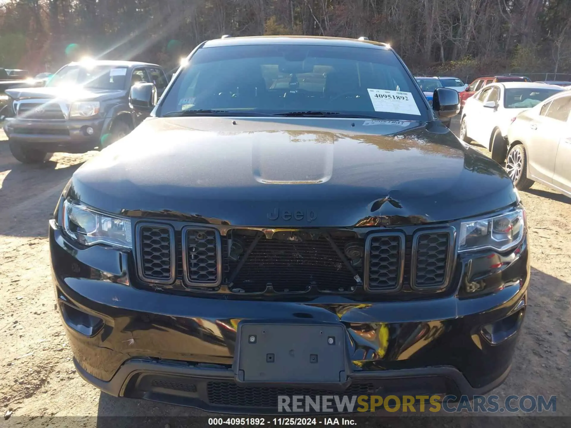 12 fotografías del automóvil dañado 1C4RJFBG7KC674990 JEEP GRAND CHEROKEE 2019